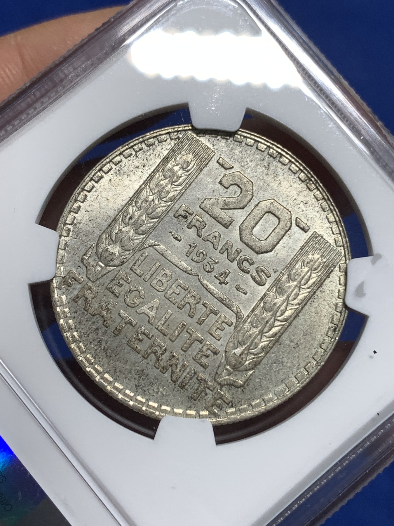 《竞宝斋》第221场-周日，周一 2场 (全场包邮) NGC-MS62 法国1934年 谷物女神20法郎大银币