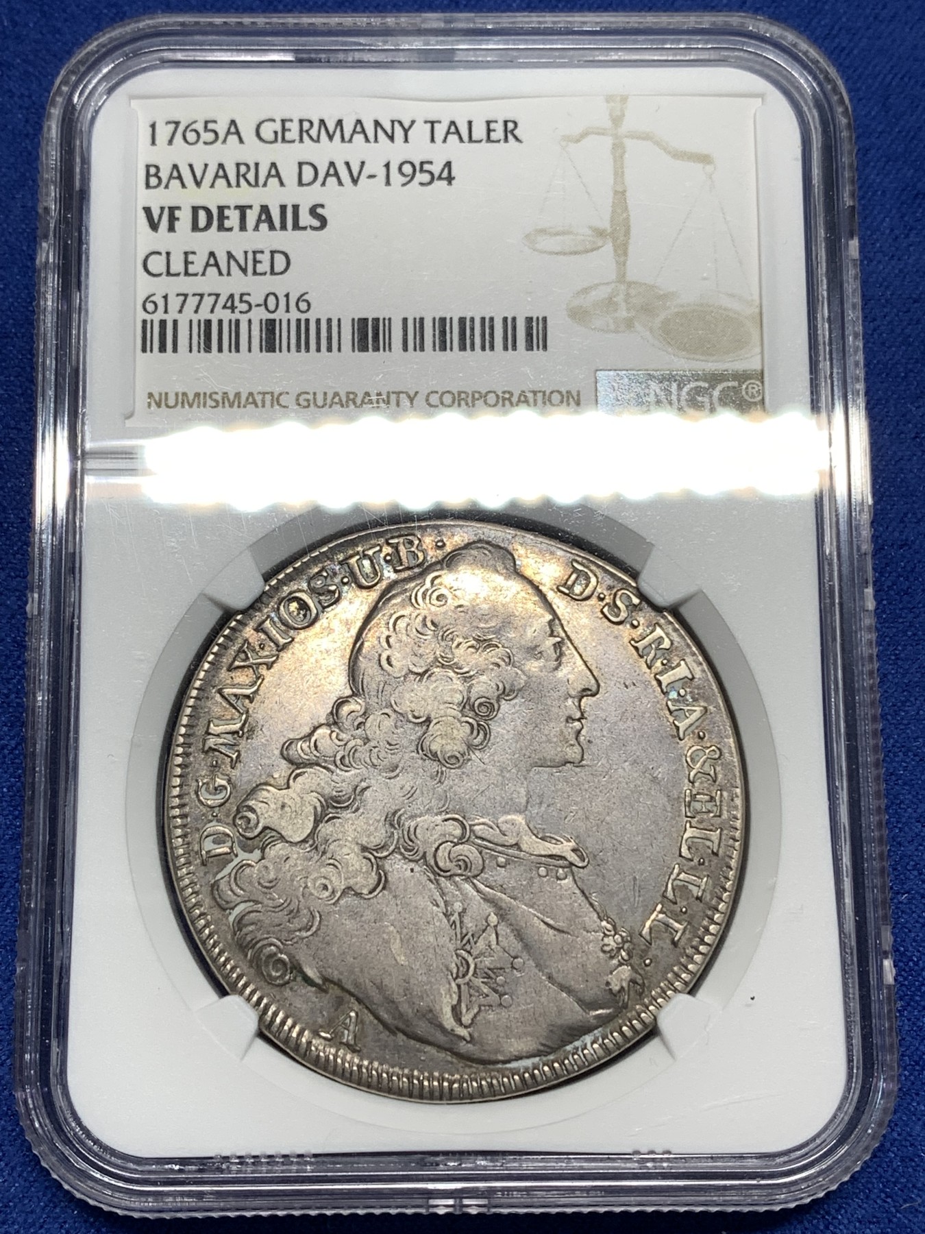 《竞宝斋》第221场-周日，周一 2场 (全场包邮) NGC VFD 德国巴伐利亚 1765年 圣母抱婴 大泰勒 银币 原味好品 。