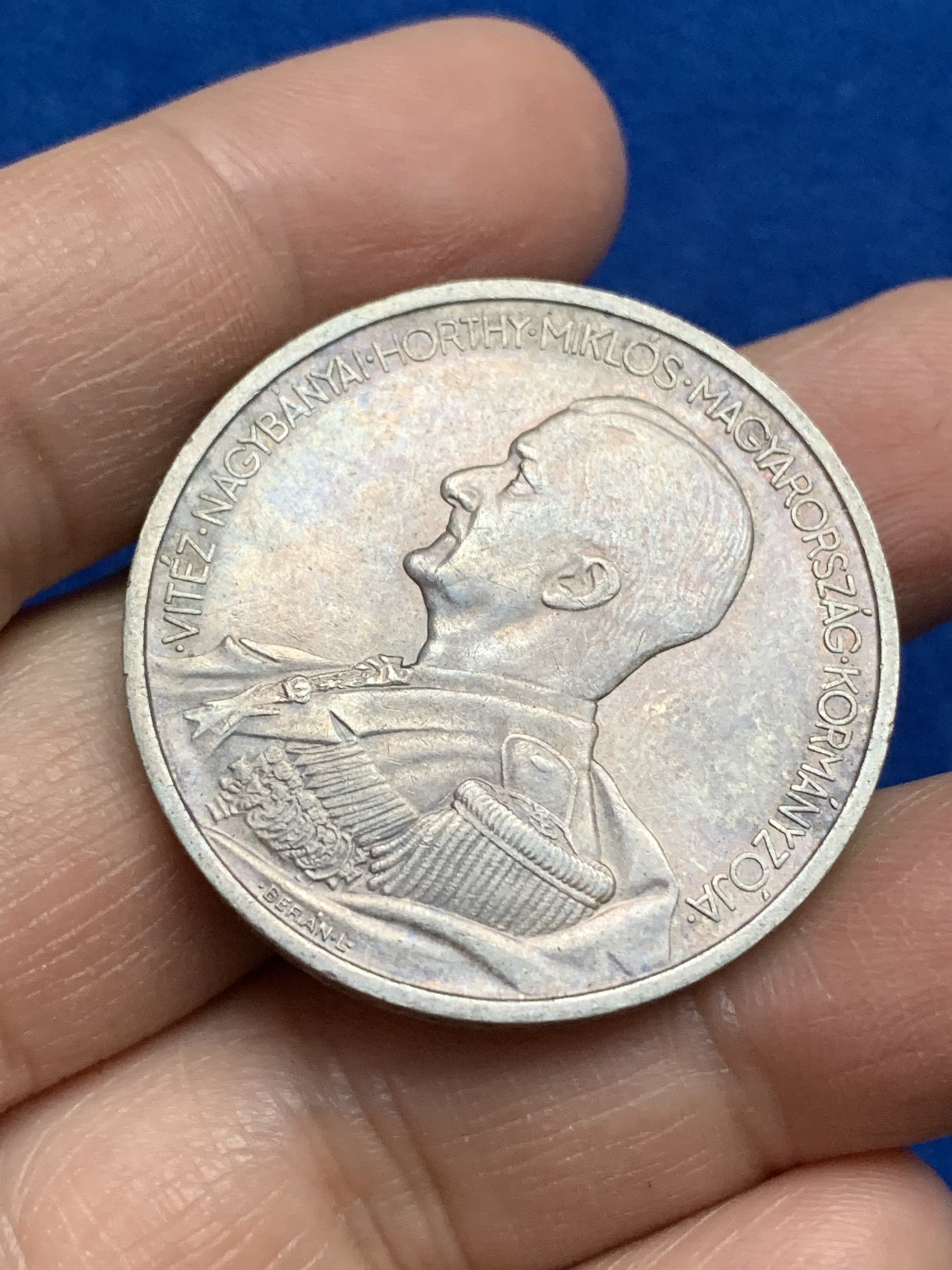 《竞宝斋》第221场-周日，周一 2场 (全场包邮) 匈牙利摄政王霍尔蒂1939年5潘果双天使银币