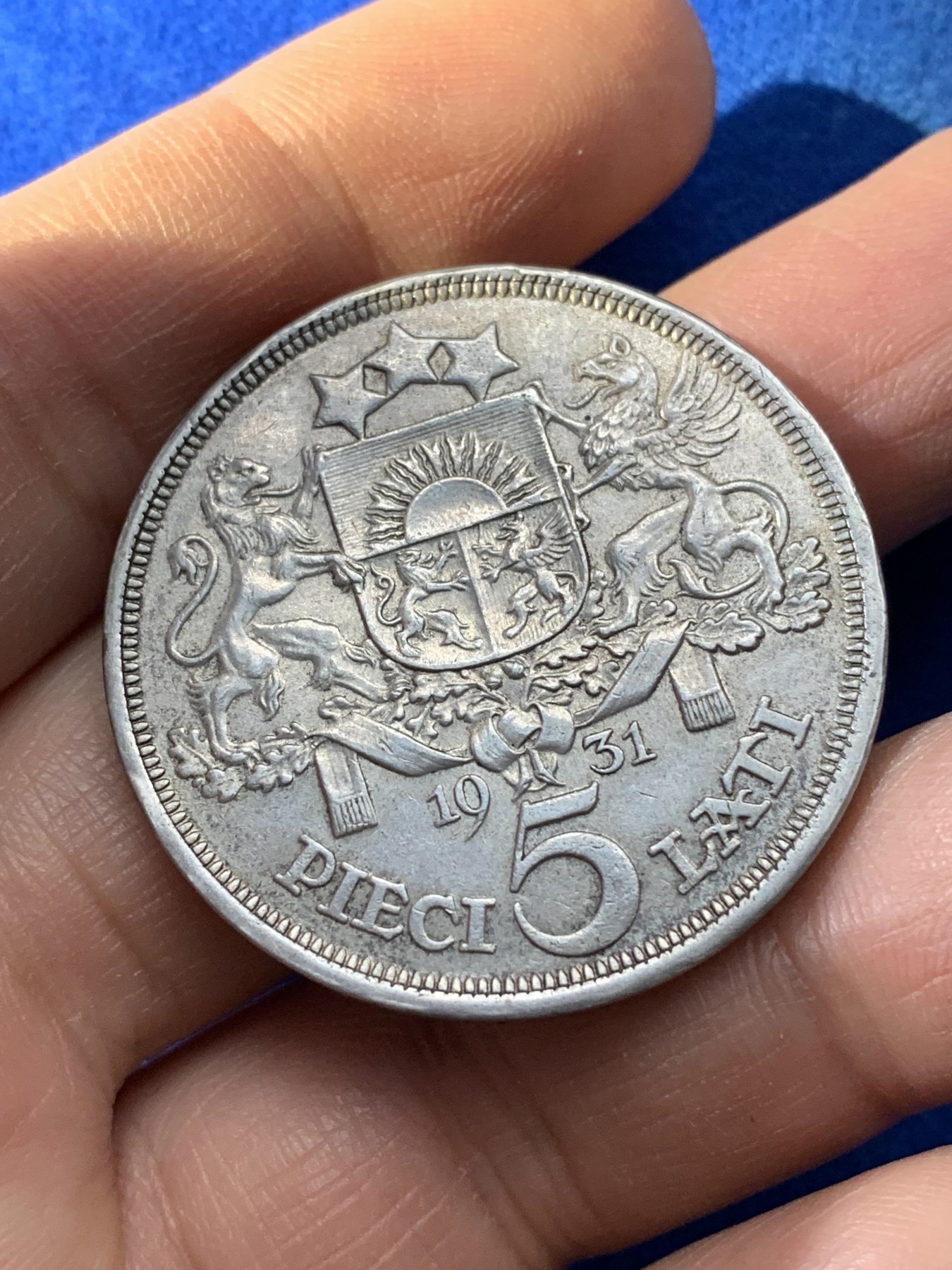 《竞宝斋》第221场-周日，周一 2场 (全场包邮) 拉脱维亚1931年5拉特谷物女神银币