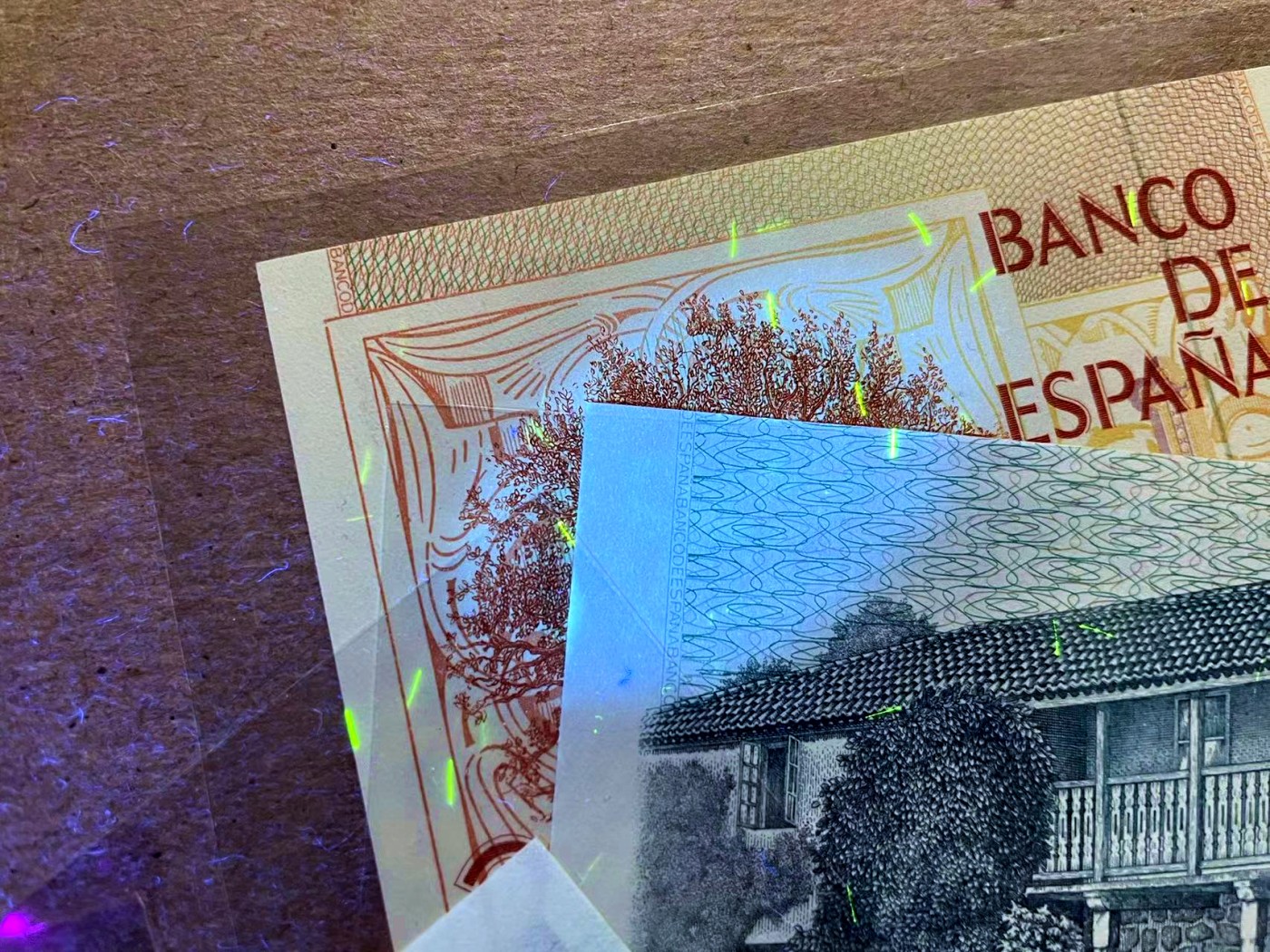 【Blue Auction】✨世界纸币精拍第401期【精】 【一组4张】西班牙200-2000比塞塔 UNC/UNC-