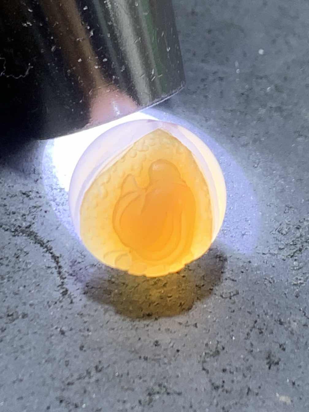 精美高玉化冰粉色亚光海洋玉髓手工俏色巧雕一心向佛珠子一个