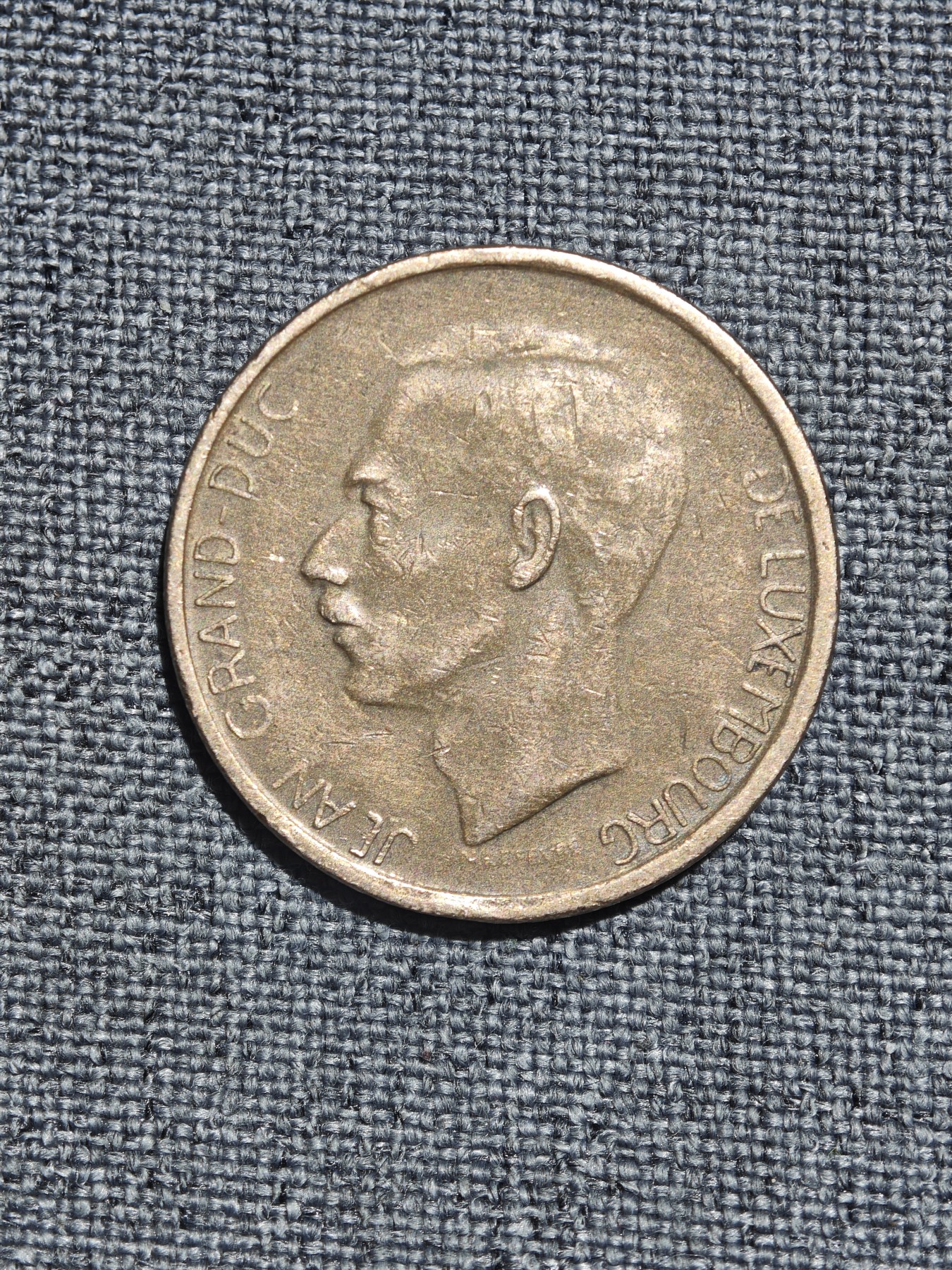 外国硬币收藏店第4期 卢森堡1981年20克朗铜币