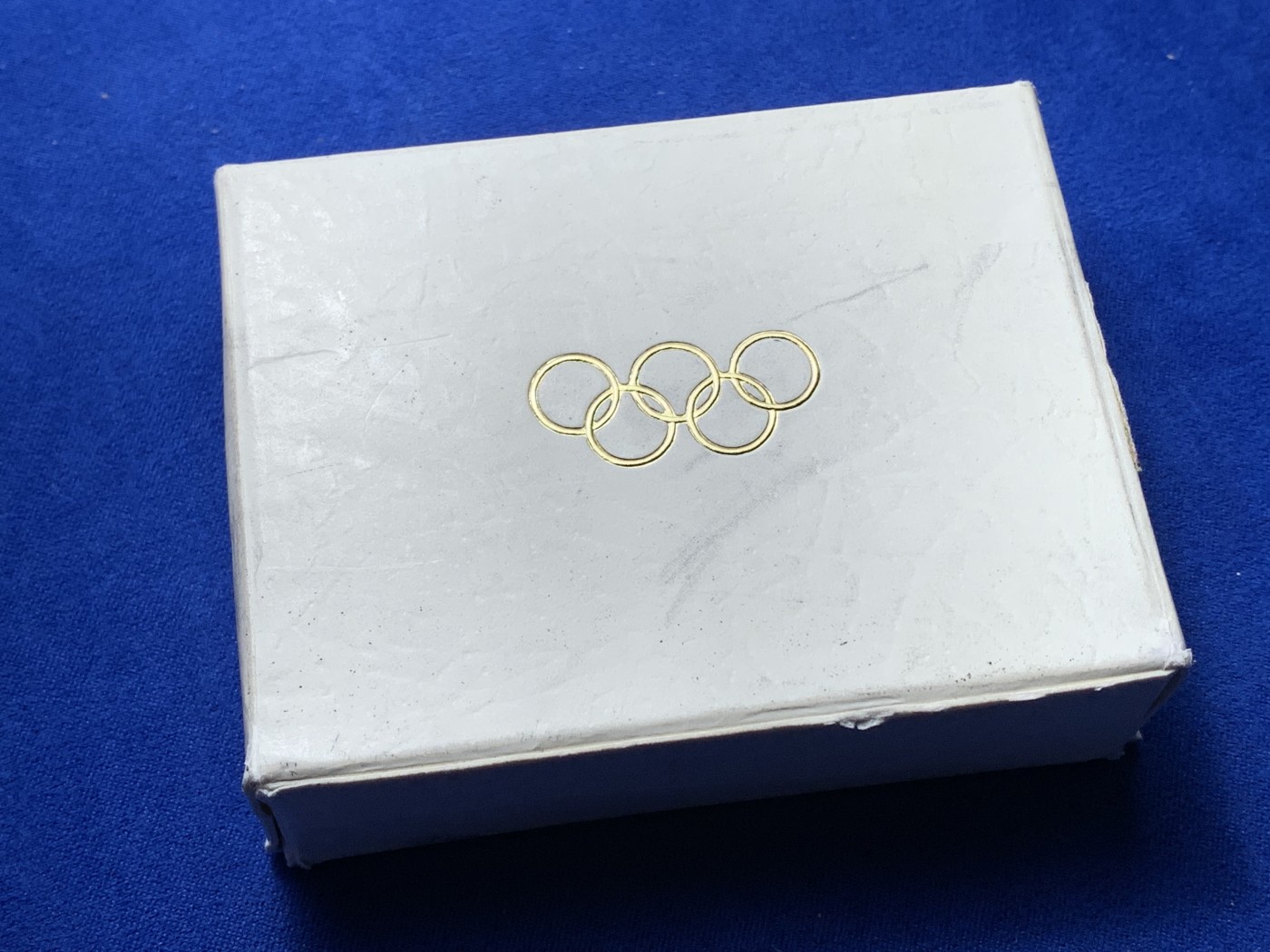 《竞宝斋》第221场-周日，周一 2场 (全场包邮) 奥地利1996年奥运百年-体操艺术获奖银币-200先令 (1盎司)