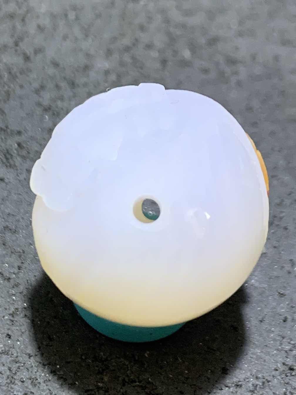 精美高玉化亚光海洋玉髓手工俏色巧雕一心向佛太极阴阳鱼意境随形圆珠一个！