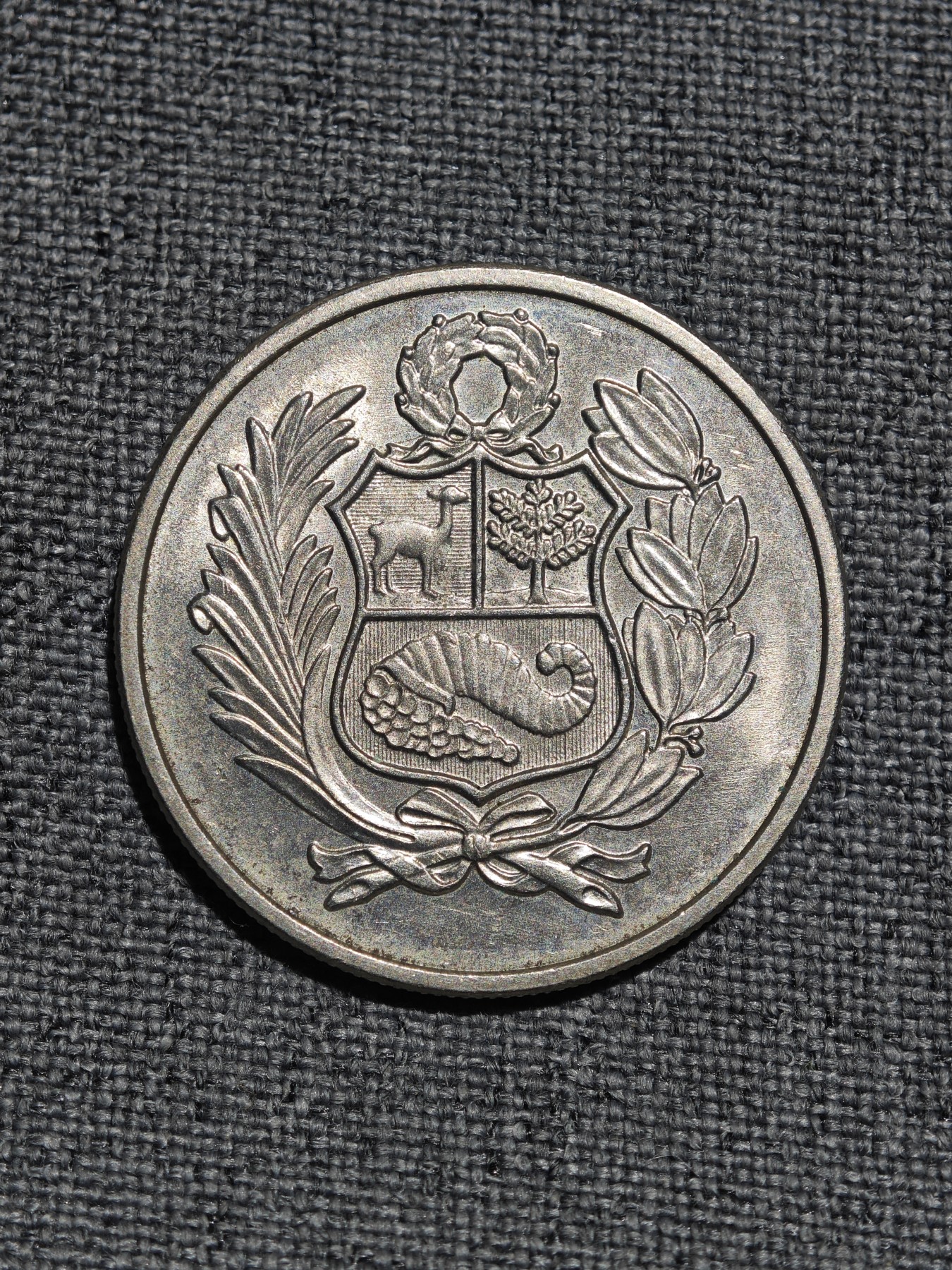 外国硬币收藏店第4期 美品秘鲁1980国徽100比索尔大型镍币