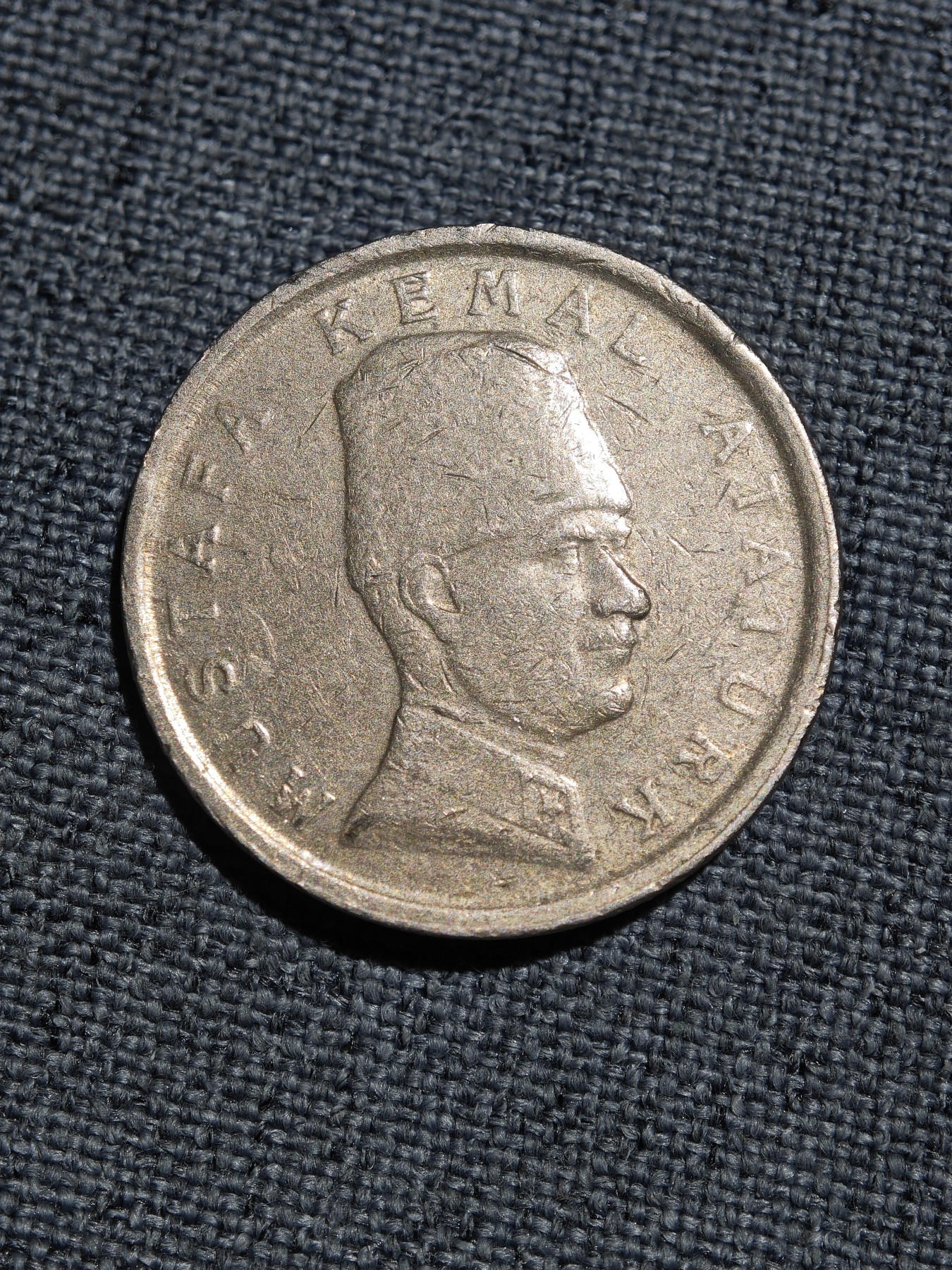 外国硬币收藏店第4期 土耳其2000年100000里拉铜币