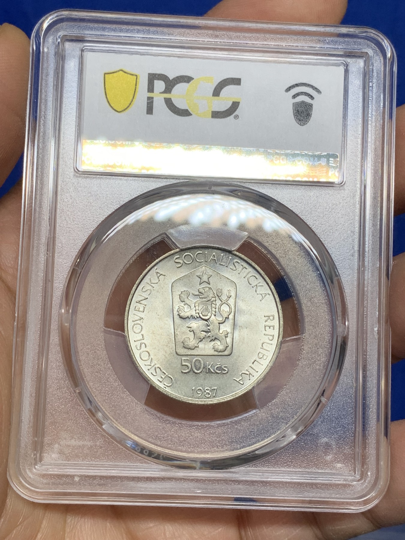 《竞宝斋》第221场-周日，周一 2场 (全场包邮) PCGS金盾 MS66 捷克斯洛伐克1987年母马和小马50克朗银币