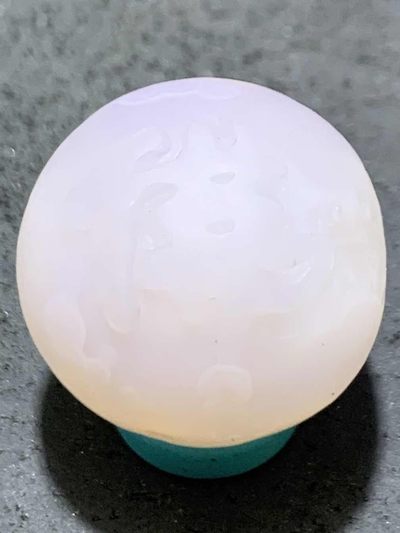 精美亚光满冰飘战国红玛瑙手工俏色巧雕佛字随形珠一颗 - 精美亚光满冰飘战国红玛瑙手工俏色巧雕佛字随形珠一颗