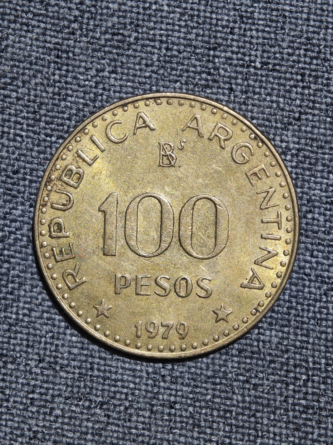 外国硬币收藏店第4期 阿根廷1979年圣马丁100比索大铜币