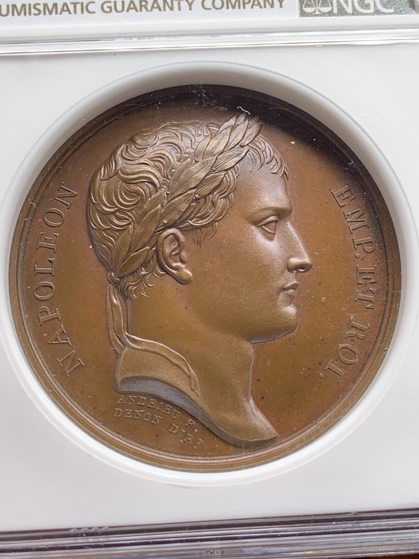 《竞宝斋》第221场-周日，周一 2场 (全场包邮) NGC-MS64BN 法国 1806年 拿破仑铜章 莱茵同盟 设计精美 醇厚巧克力色