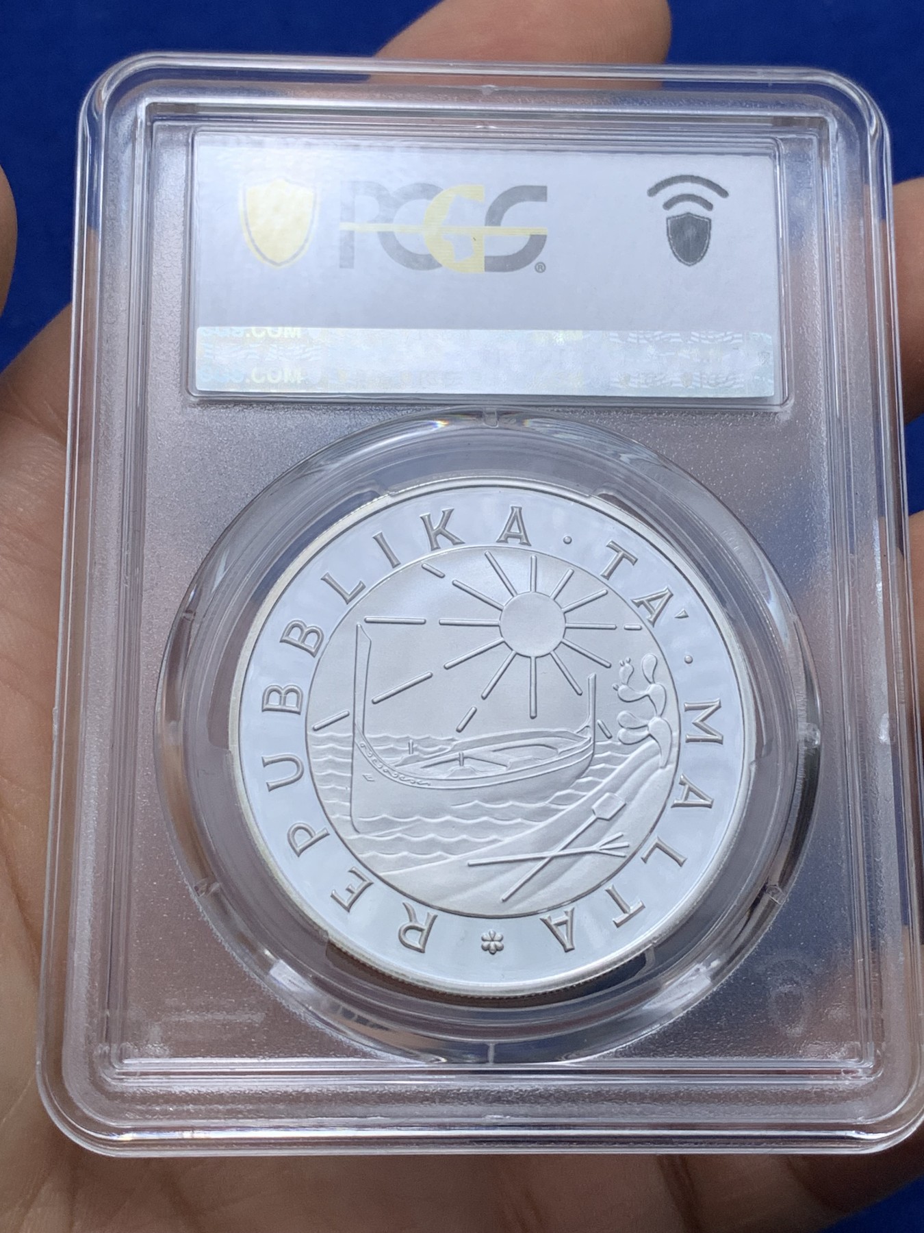 《竞宝斋》第221场-周日，周一 2场 (全场包邮) PCGS金盾 PR68DCAM 马耳他1981年儿童年纪念5镑精制大银币