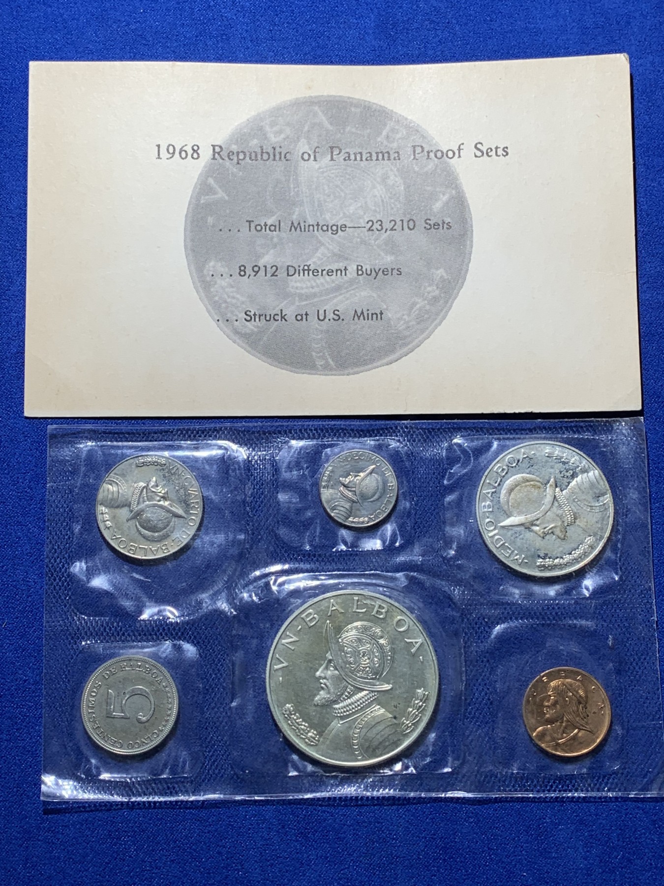 《竞宝斋》第221场-周日，周一 2场 (全场包邮) 巴拿马1968年精制套币PROOF。含2枚银币，其中1巴伯亚克朗型，27克、90银。