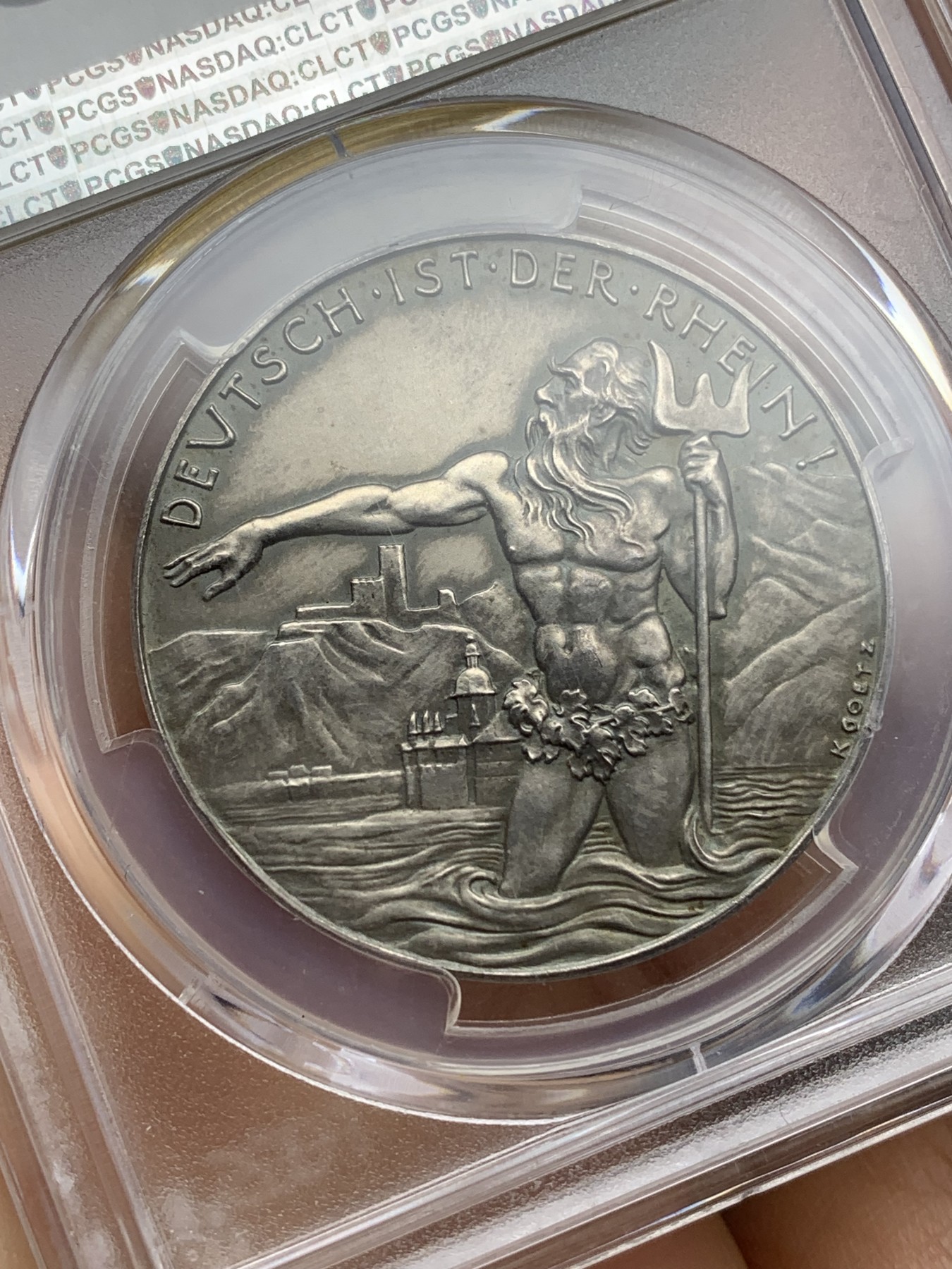 《竞宝斋》第221场-周日，周一 2场 (全场包邮) PCGS SP65 1930年 德国海神章 磨砂版，卡尔哥茨设计名誉品 无敌冠军分