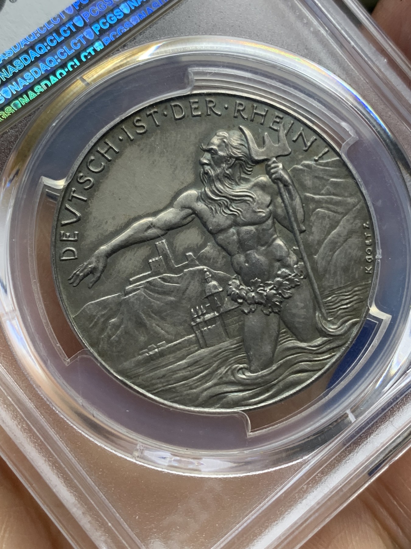 《竞宝斋》第221场-周日，周一 2场 (全场包邮) PCGS SP65 1930年 德国海神章 磨砂版，卡尔哥茨设计名誉品 无敌冠军分