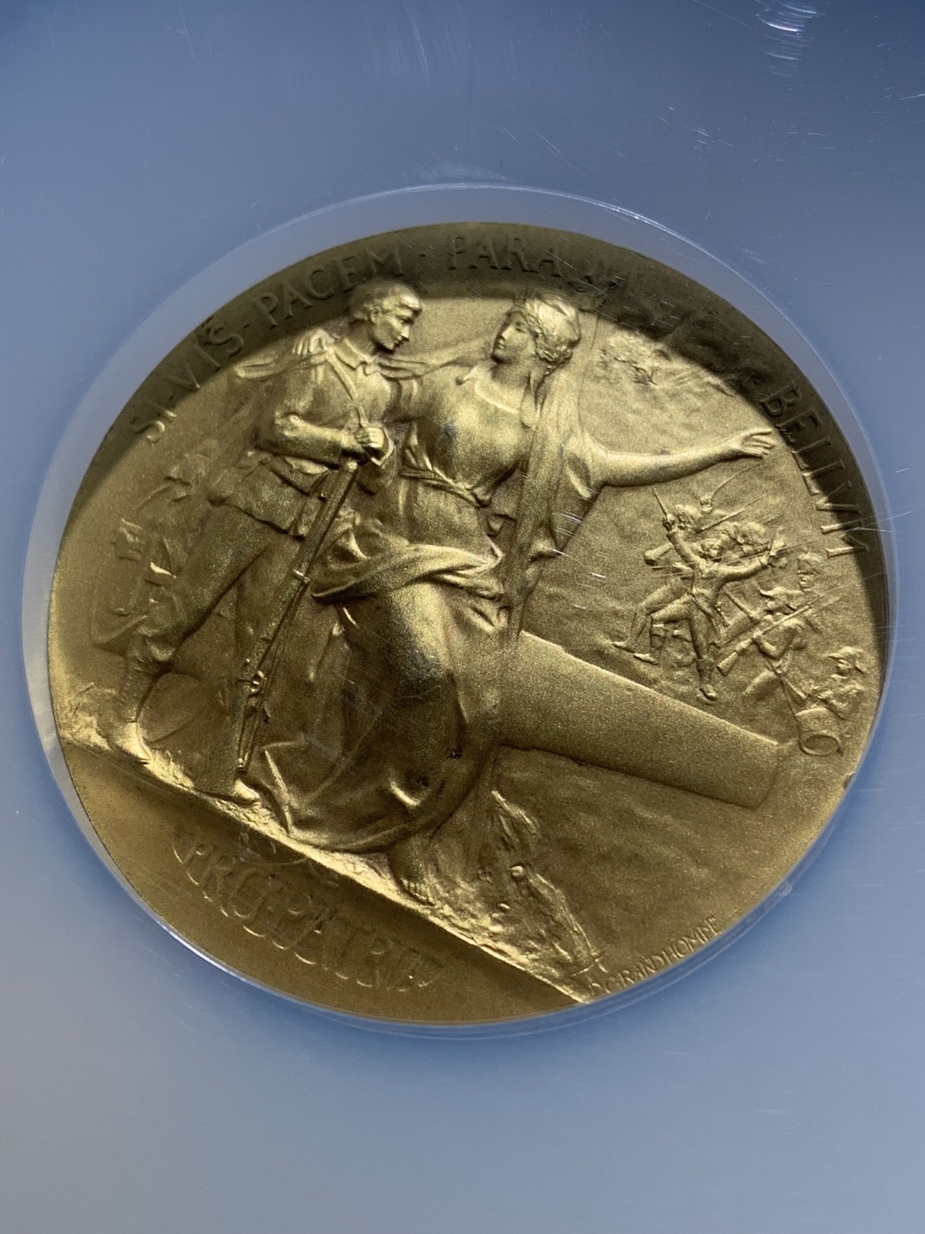 《竞宝斋》第221场-周日，周一 2场 (全场包邮) NGC MS64 法国1911后备役训练镀金银章 加厚大盒