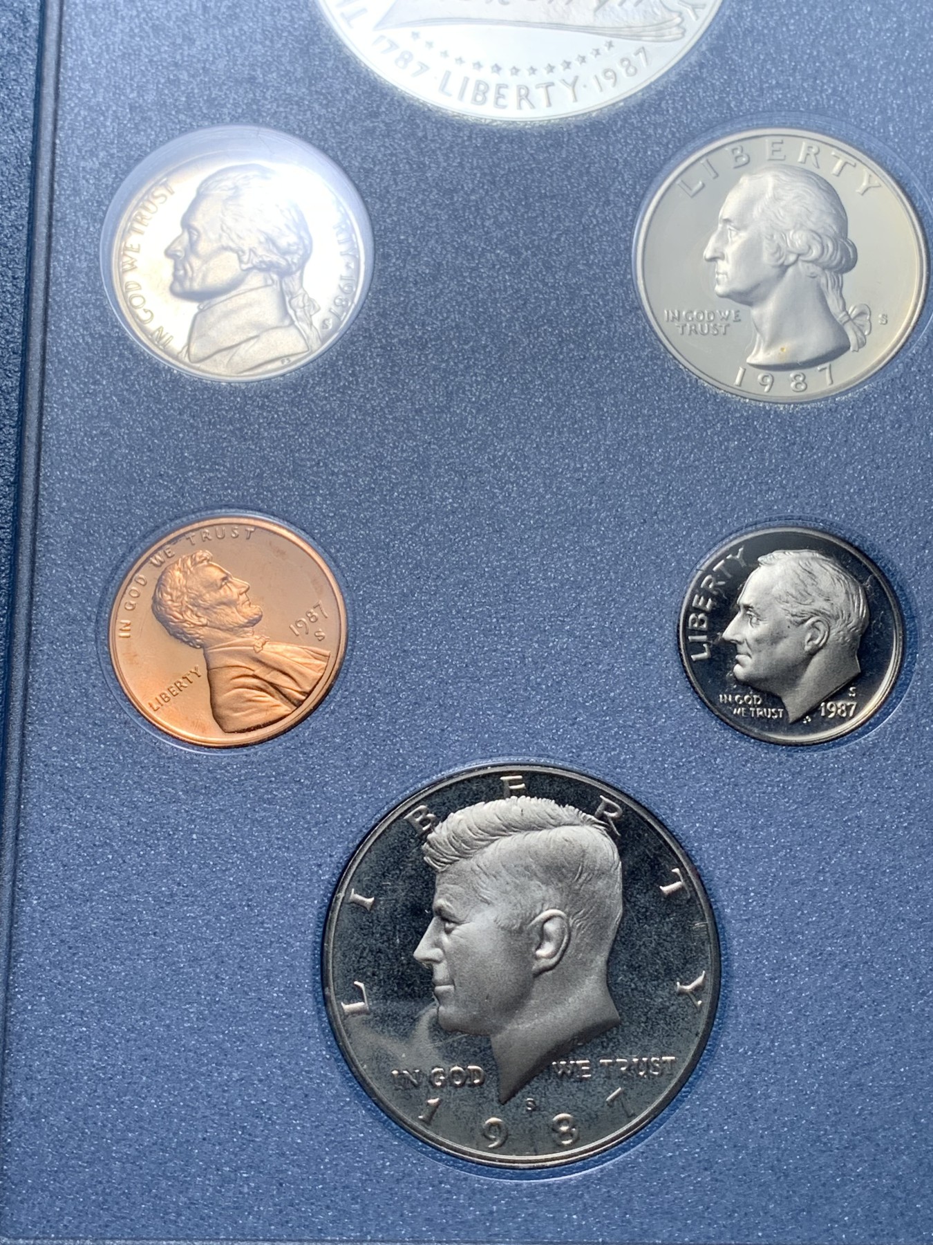 《竞宝斋》第221场-周日，周一 2场 (全场包邮) 美国1987宪法两百周年纪念精制套币 带原盒