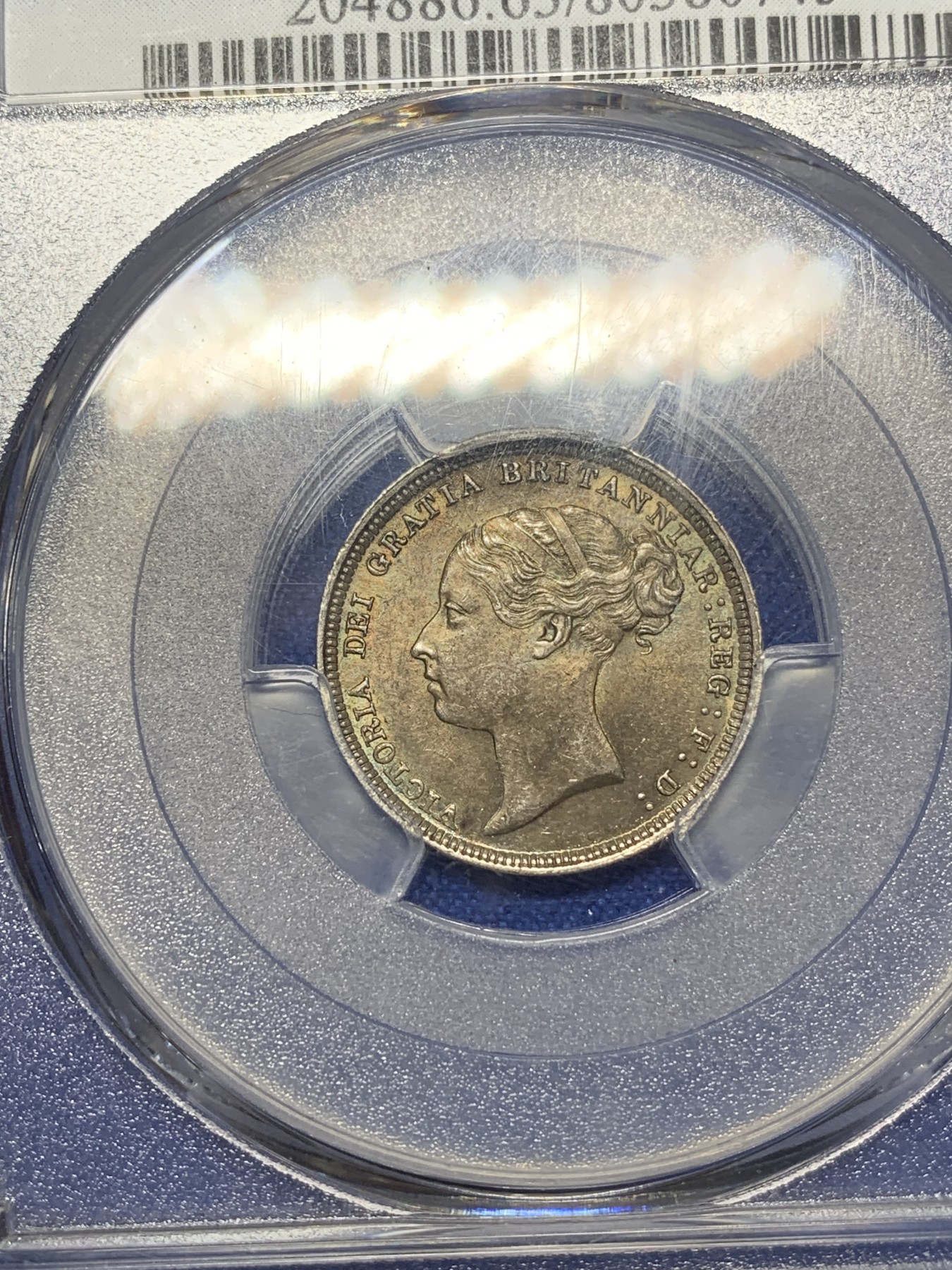 《竞宝斋》第221场-周日，周一 2场 (全场包邮) PCGS MS63 英国1885维多利亚女王6便士银币  顶级紫罗兰五彩 略有低评