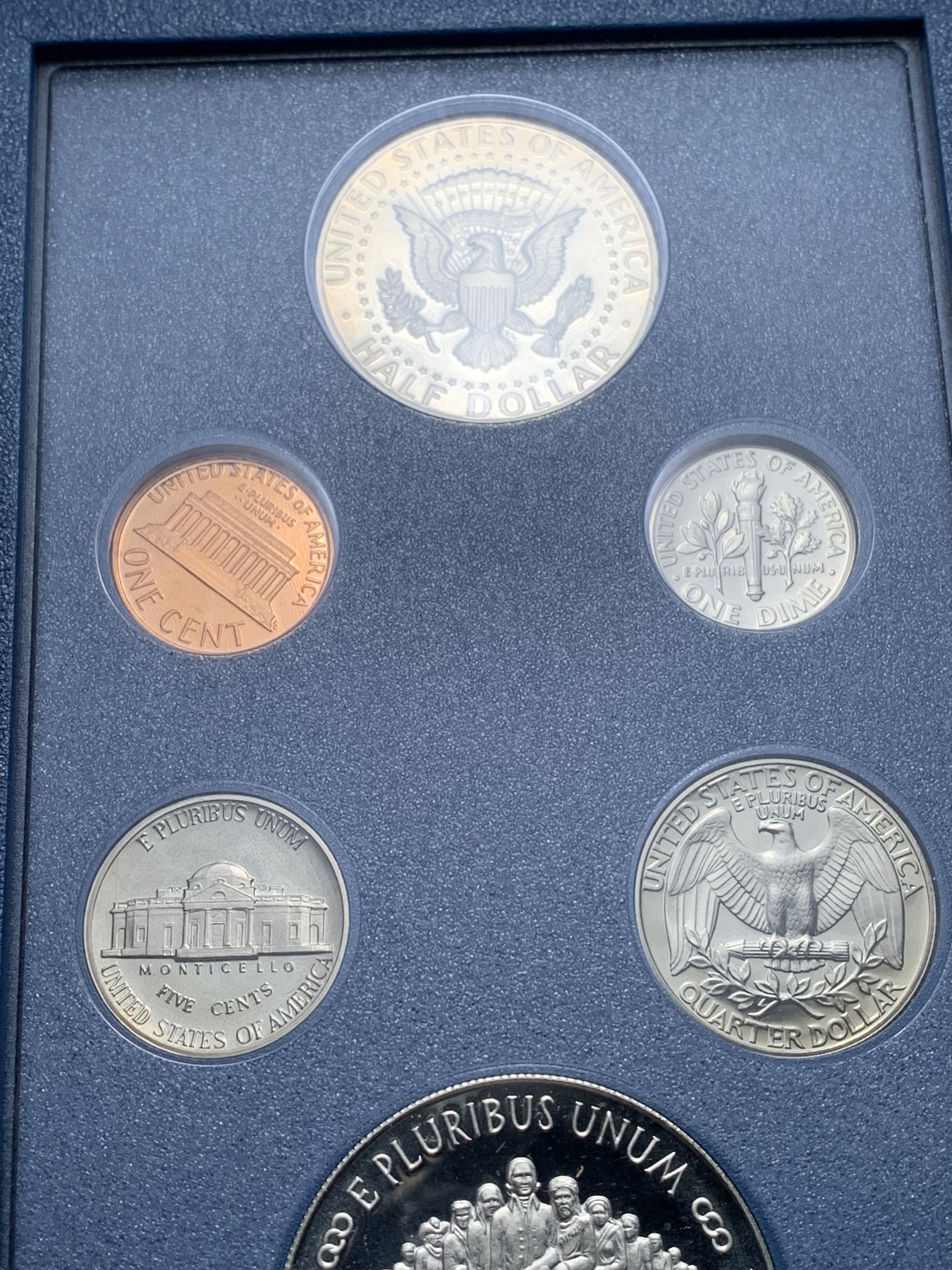 《竞宝斋》第221场-周日，周一 2场 (全场包邮) 美国1987宪法两百周年纪念精制套币 带原盒