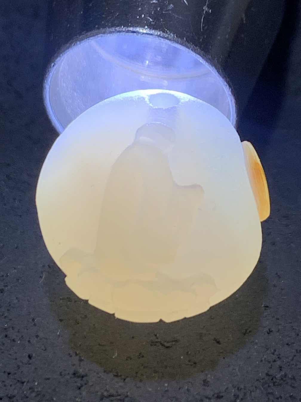 精美高玉化亚光海洋玉髓手工俏色巧雕一心向佛太极阴阳鱼意境随形圆珠一个！