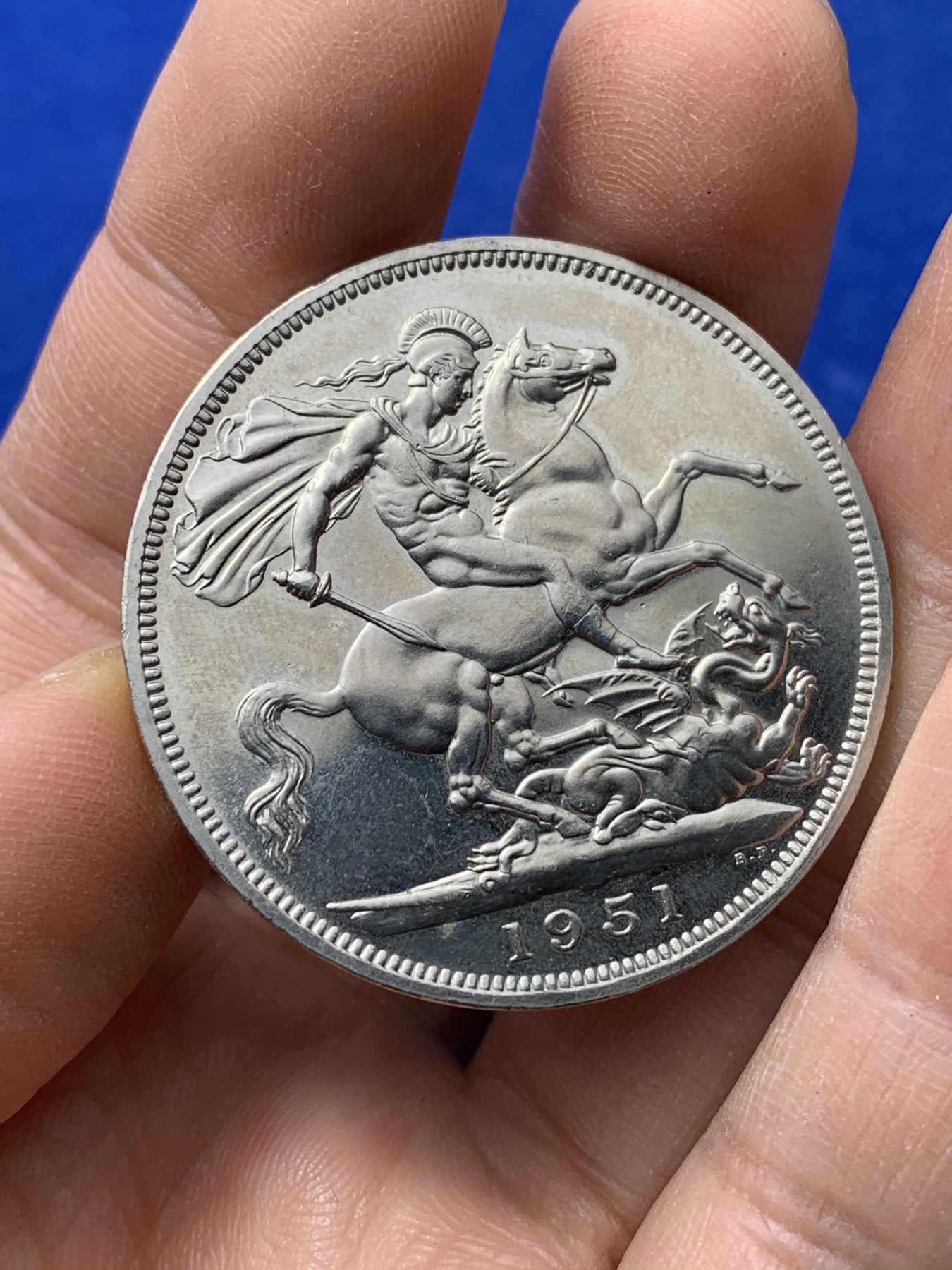 《竞宝斋》第221场-周日，周一 2场 (全场包邮) 英国 最后的 镍马剑 1951 带红盒证书 细节见图