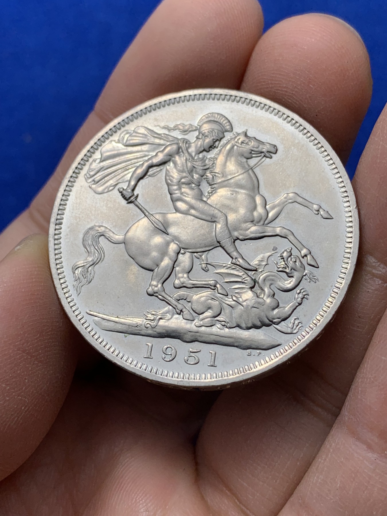 《竞宝斋》第221场-周日，周一 2场 (全场包邮) 英国 最后的 镍马剑 1951 带红盒证书 细节见图