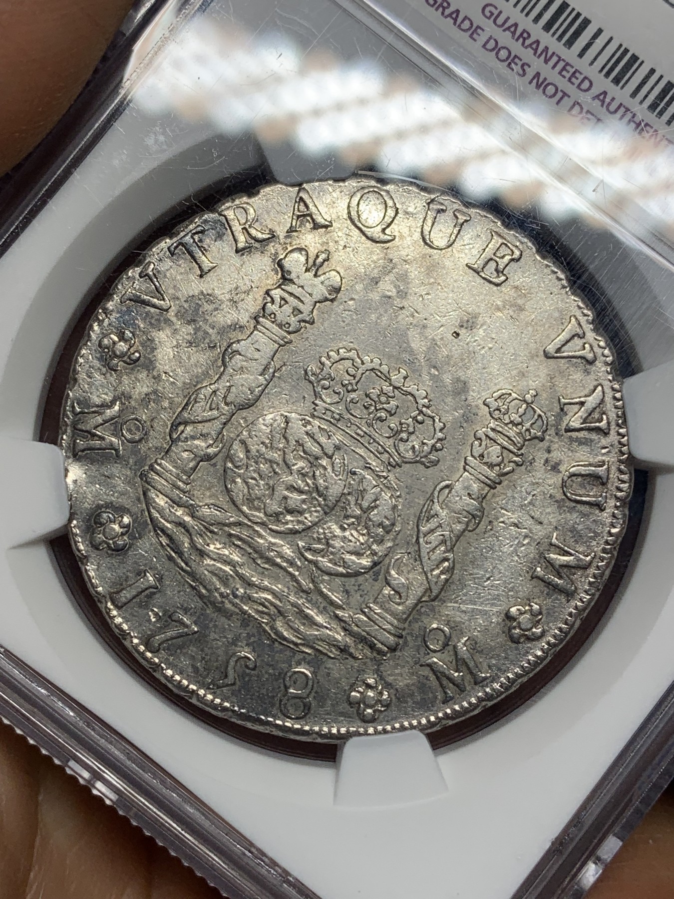 《竞宝斋》第221场-周日，周一 2场 (全场包邮) NGC AU 墨西哥1758年地球双柱银币 全深打 带光好品