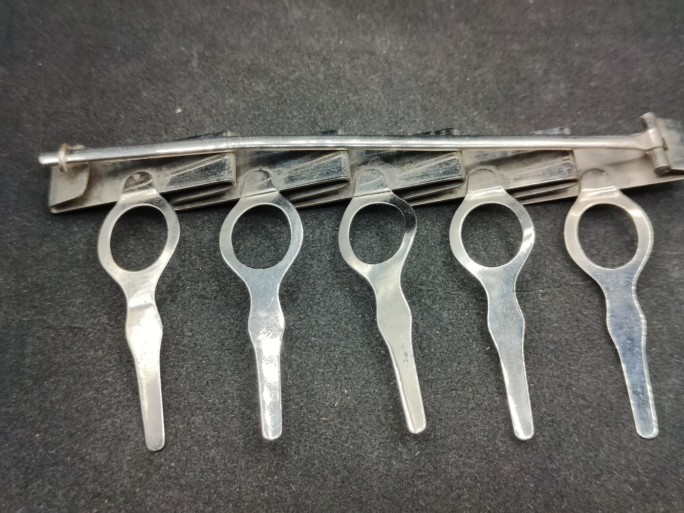 全场0元起拍 第115期 咸鱼国勋章拍卖专场 12月10日（周日）下午6：00开始 日本钢制五连挂