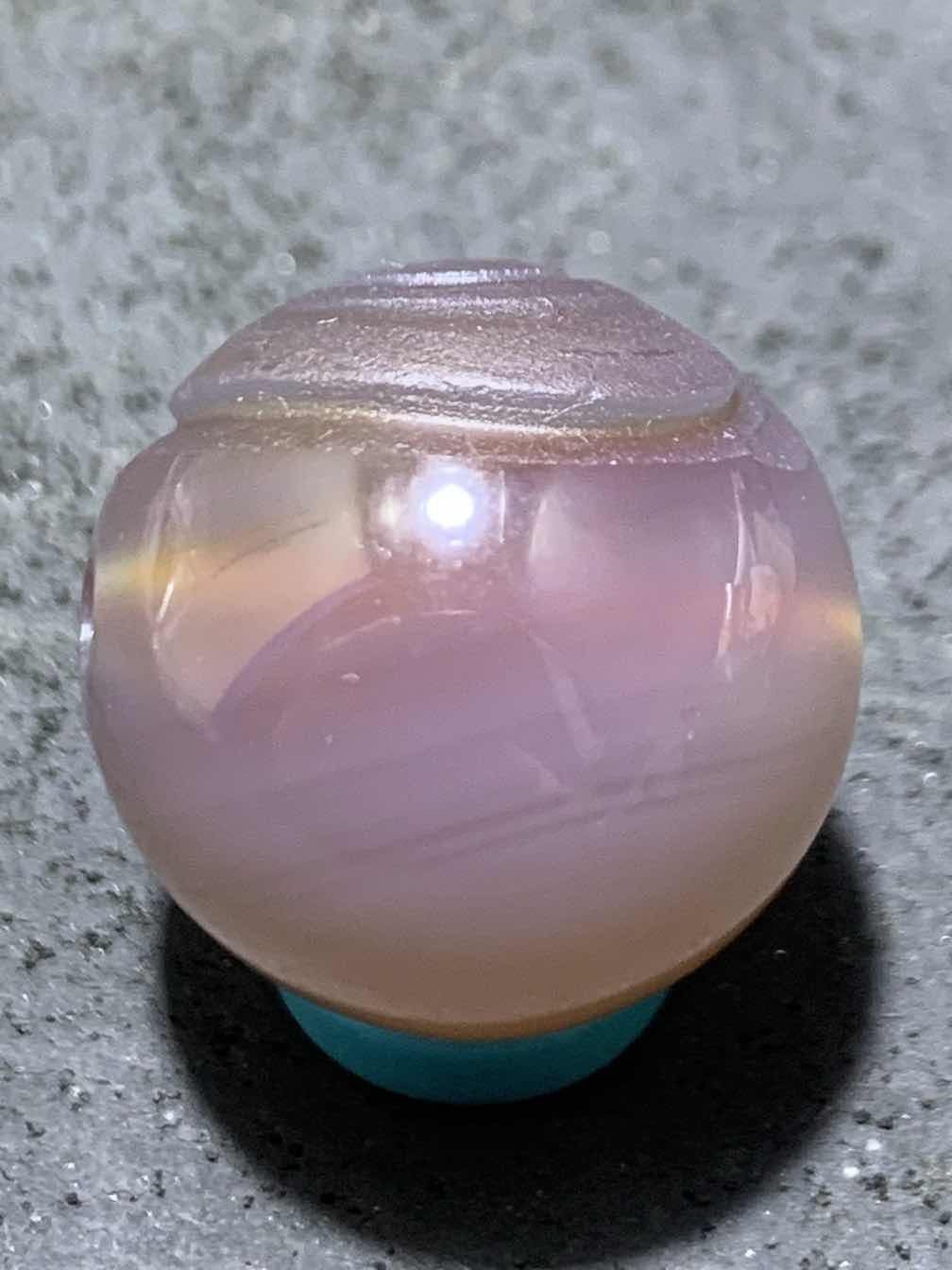 精美亚光高玉化紫罗兰巴西玛瑙手工俏色巧雕一心向佛随形2.0圆珠一个