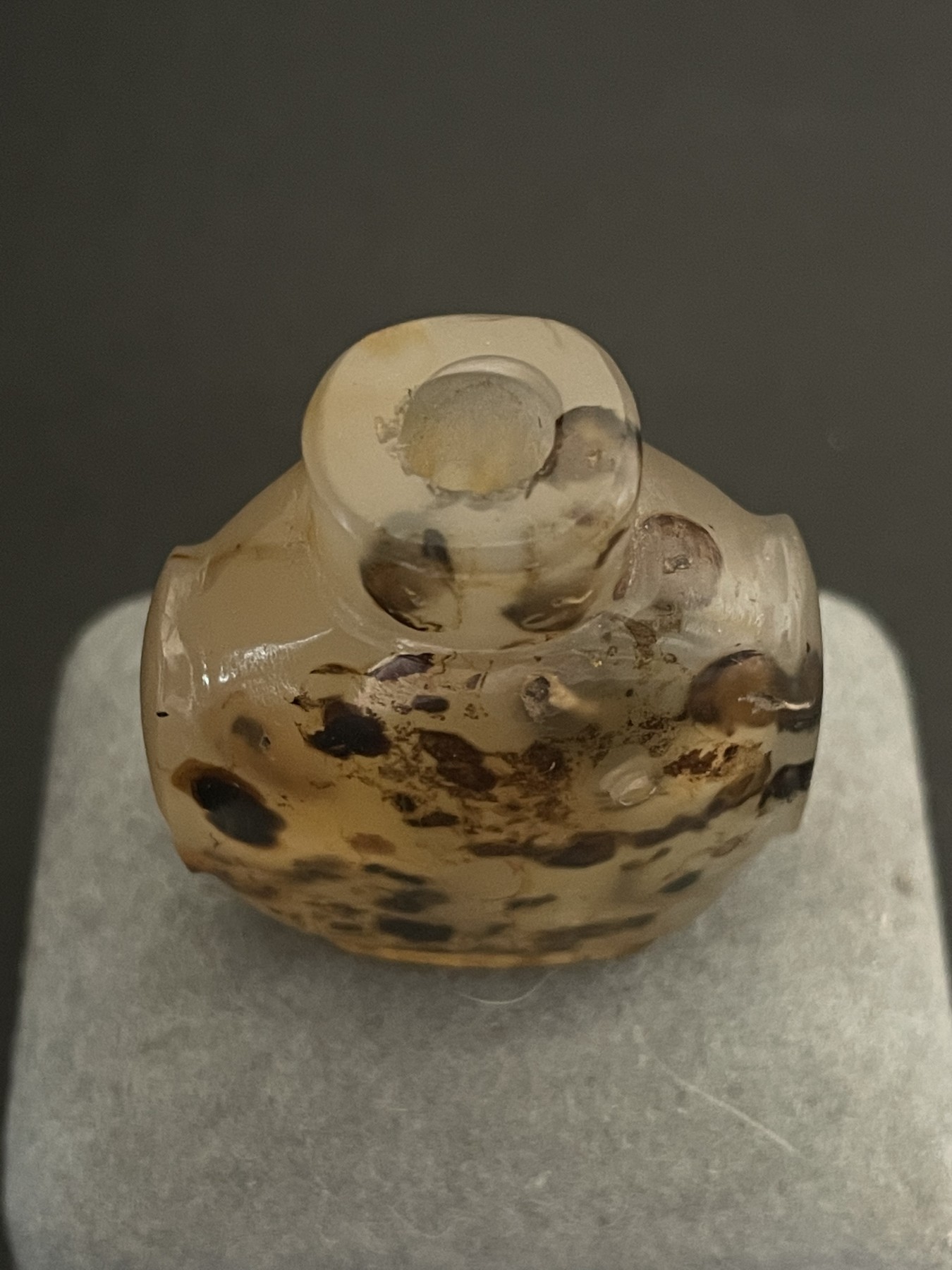 海外回流春节精品专场（二） 法国回流清代影子玛瑙鼻烟壶