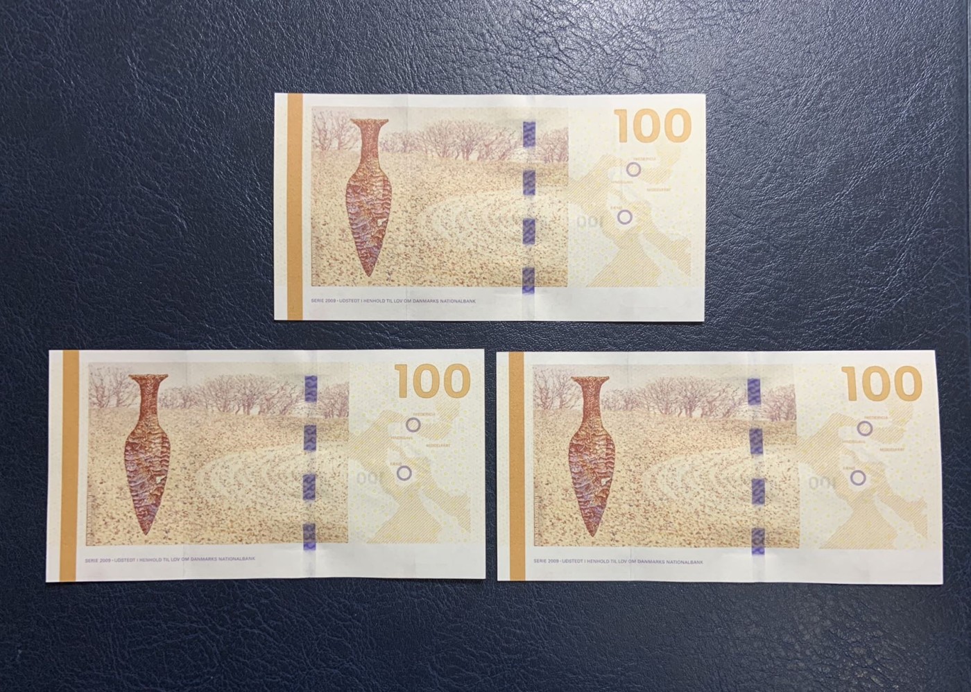 收藏联盟Quantum Auction 第309期拍卖  丹麦2013年100克朗2张 品相全新UNC