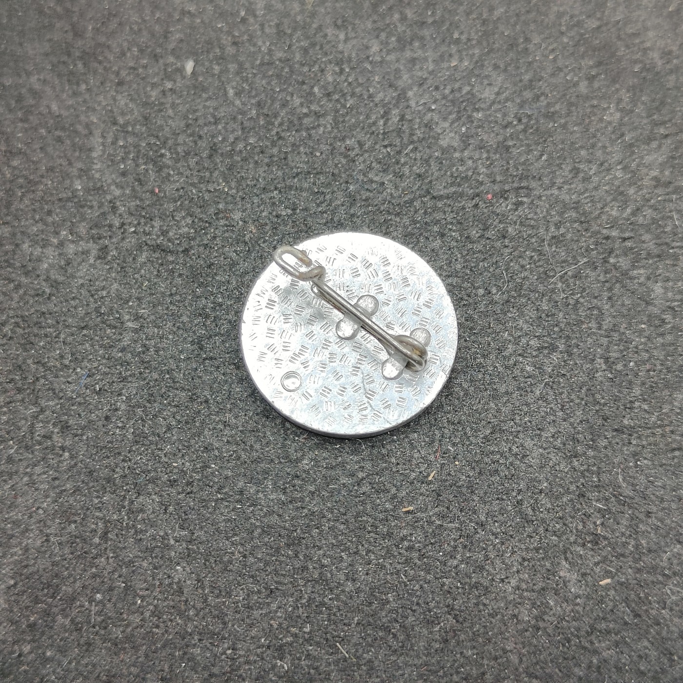 全场0元起拍 第115期 咸鱼国勋章拍卖专场 12月10日（周日）下午6：00开始 东德威廉皮克像章