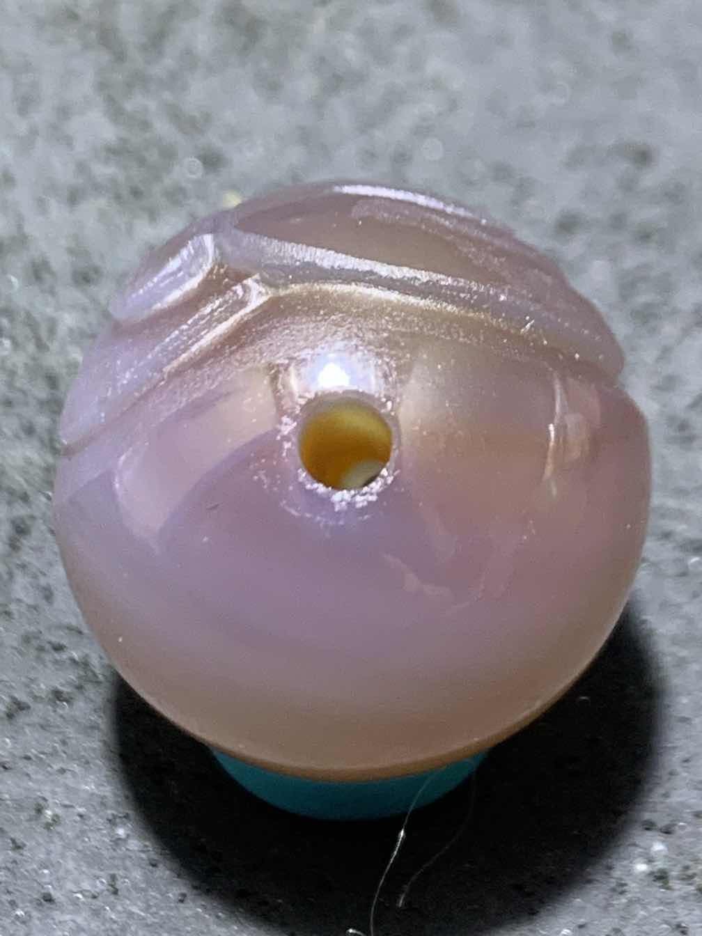 精美亚光高玉化紫罗兰巴西玛瑙手工俏色巧雕一心向佛随形2.0圆珠一个
