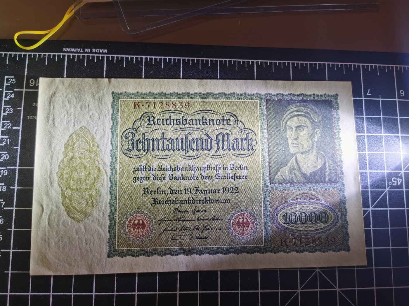 Immortal auction 纪念钞场 德国3张老款，1000+2M为旧，10000（1922）为Unc