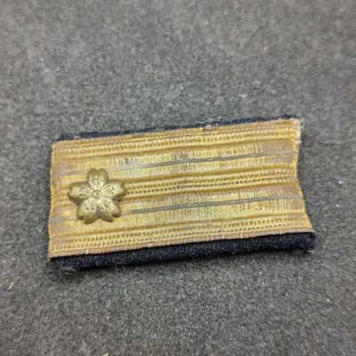 全场0元起拍 第115期 咸鱼国勋章拍卖专场 12月10日（周日）下午6：00开始 - 昭17式 原品日本海军少将 将官领章 提督 舰队指挥官 单个