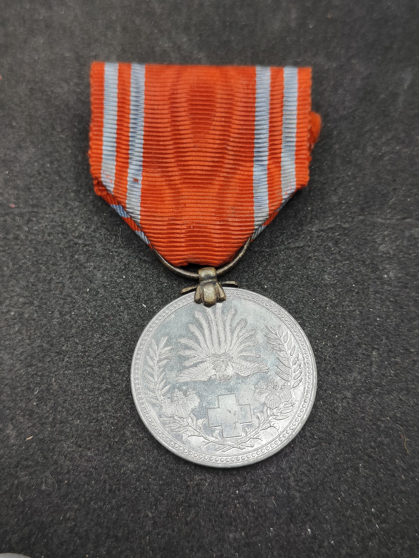 全场0元起拍 第115期 咸鱼国勋章拍卖专场 12月10日（周日）下午6：00开始 日本赤十字社员章