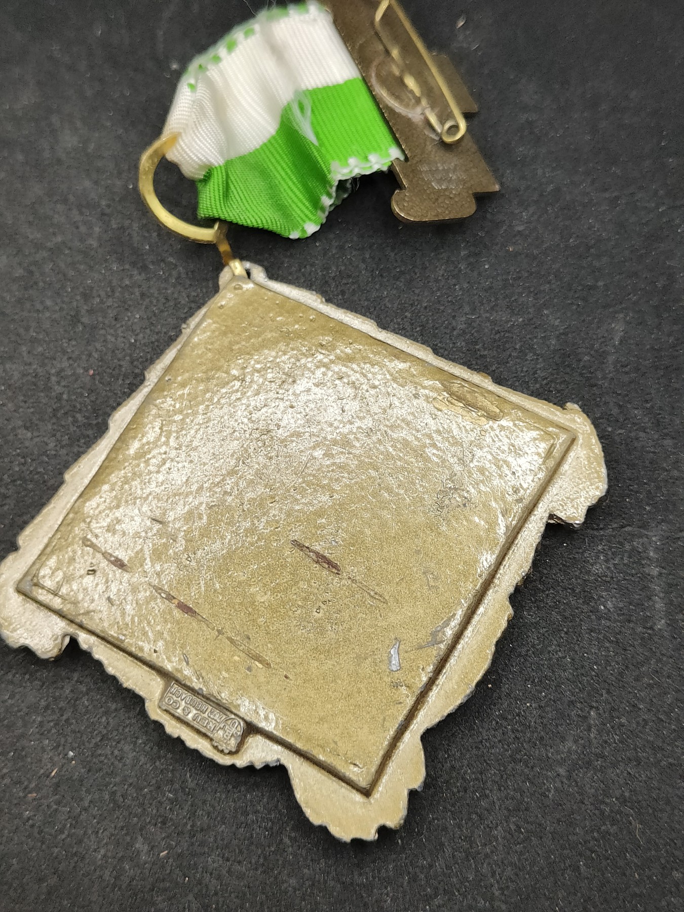 全场0元起拍 第115期 咸鱼国勋章拍卖专场 12月10日（周日）下午6：00开始 西德纪念章