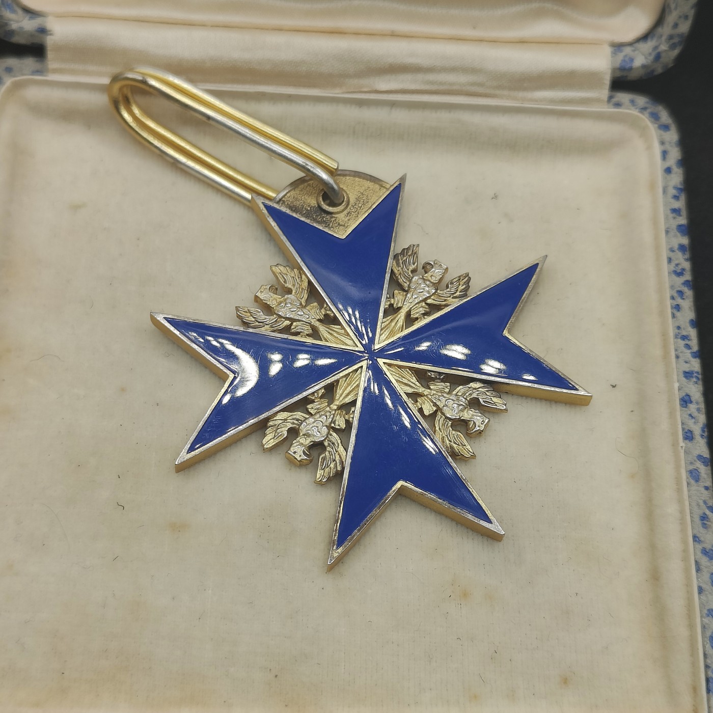 全场0元起拍 第115期 咸鱼国勋章拍卖专场 12月10日（周日）下午6：00开始 蓝色马克思勋章代章 银制 战后造