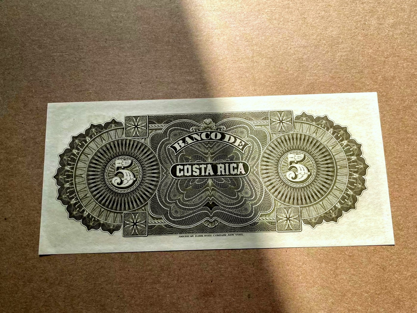 【Blue Auction】✨世界纸币精拍第402期【精】 哥斯达黎加 1899年5克朗 雄狮 雕刻非常精美 大票幅 UNC- 小角折