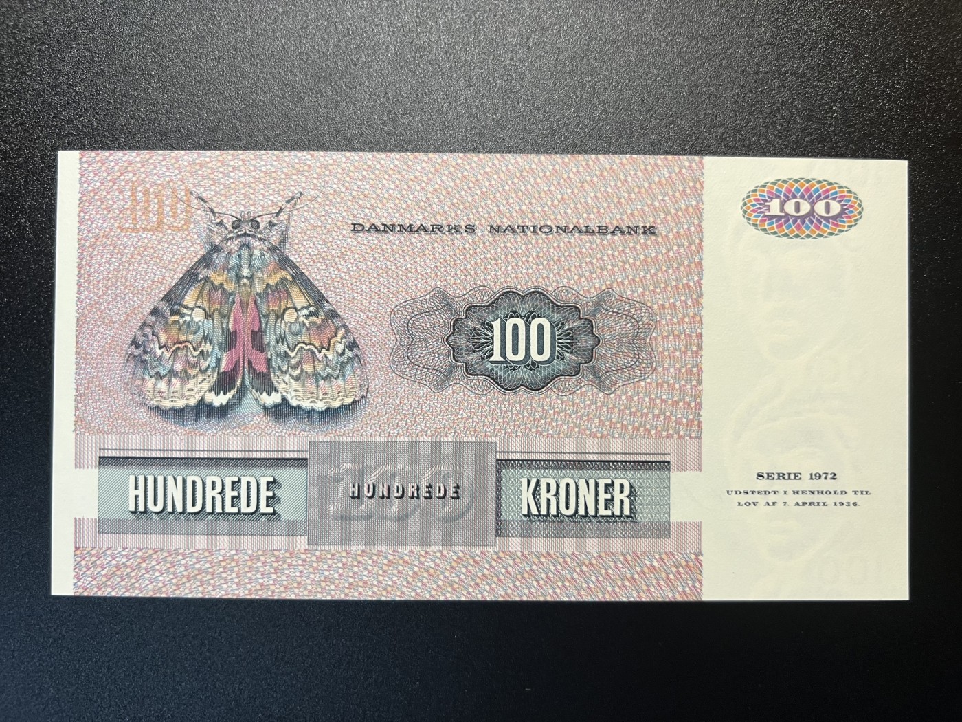 🌗乐淘淘世界纸币拍卖 第32期 🌓 【D7891A 1225669】丹麦1972年纸币 100克朗 全新UNC