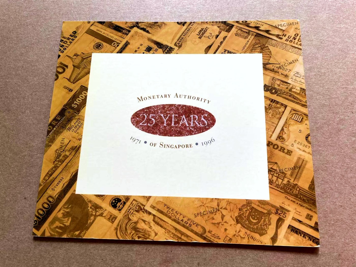 【Blue Auction】✨世界纸币精拍第402期【精】 【原装带册无47】新加坡 1996年25元 纪念钞 全新UNC