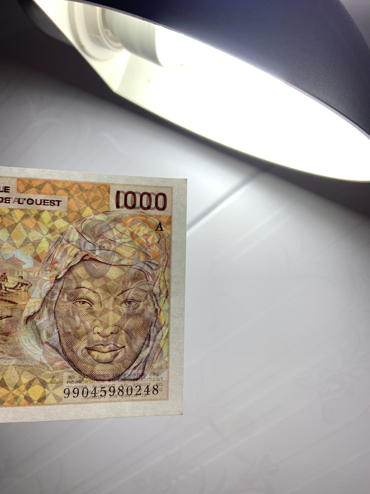收藏联盟Quantum Auction 第309期拍卖  西非科特迪瓦2002年1000法郎 品相UNC 角微瑕 细节如图