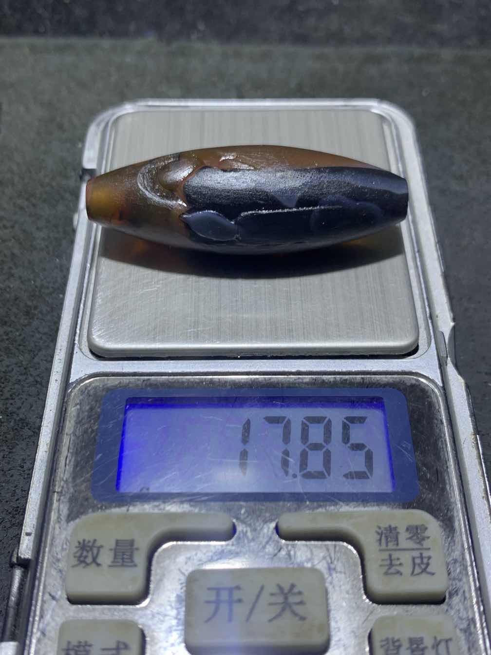 精美亚光高玉化巴西玛瑙手工俏色巧雕青灯古佛，意境大桶珠一个，
