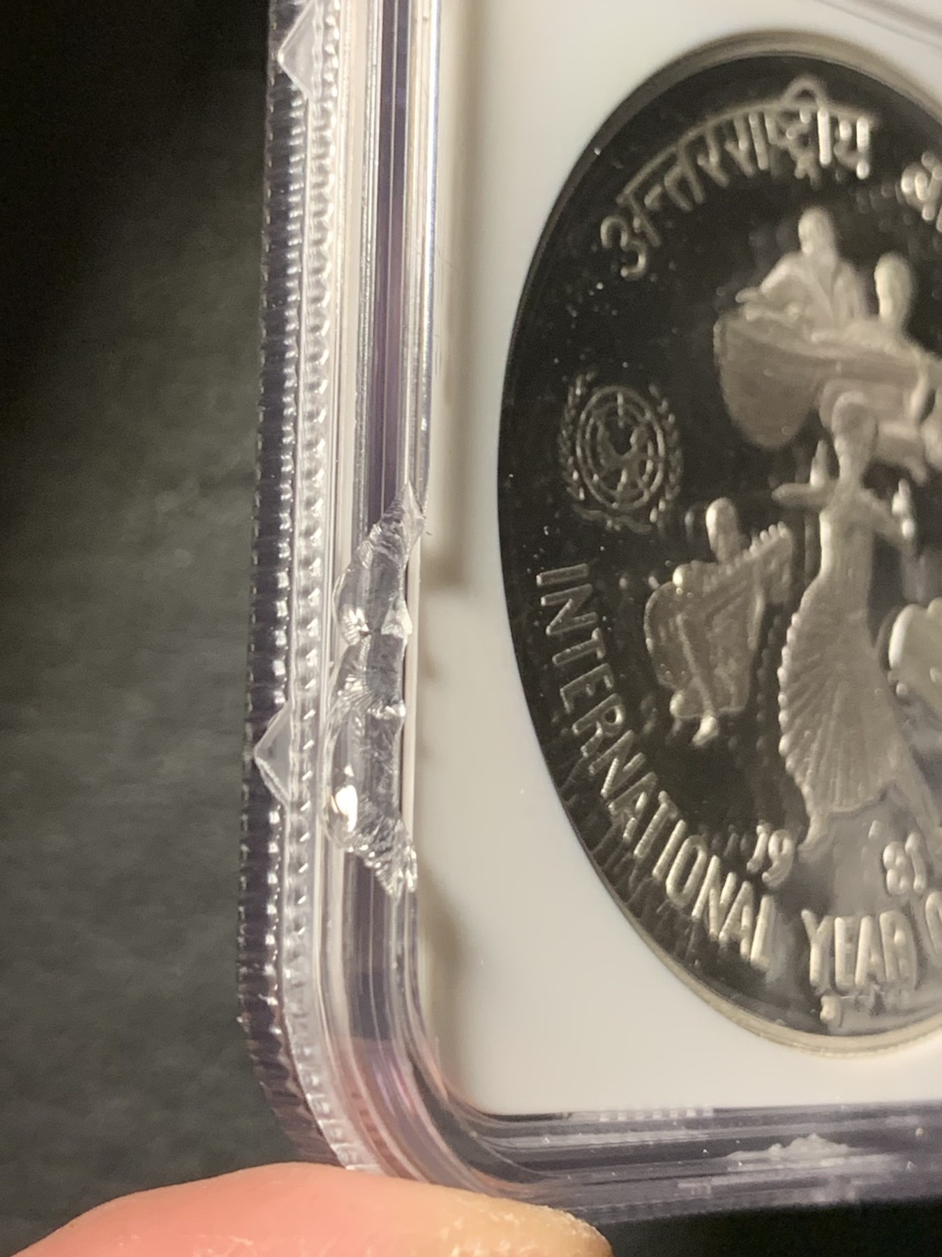 紫瑗钱币——第331期拍卖 印度 1981年 国际儿童年 100卢比 银币 NGC PR68 UC 盒天生裂