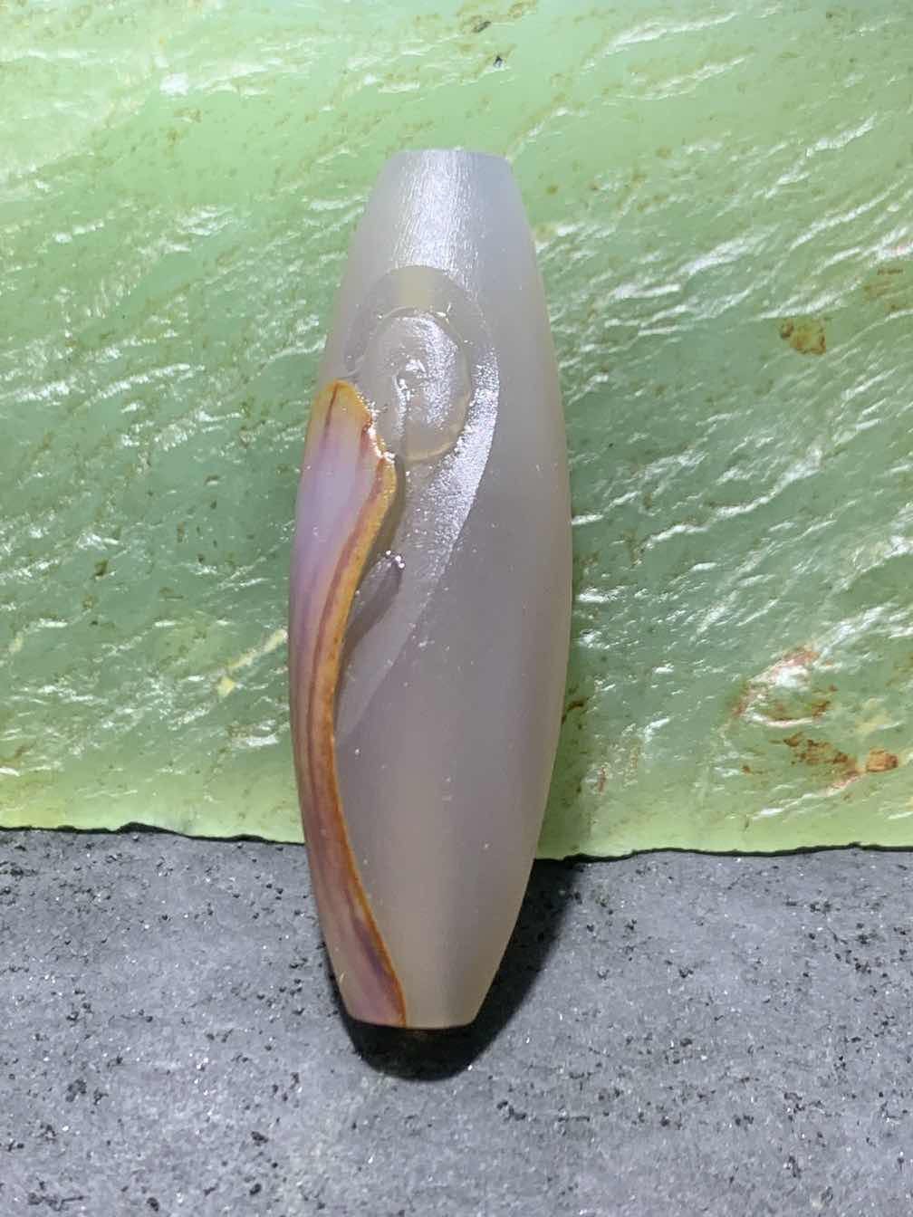 精美亚光高玉化巴西玛瑙手工俏色巧雕无相佛桶珠一个！