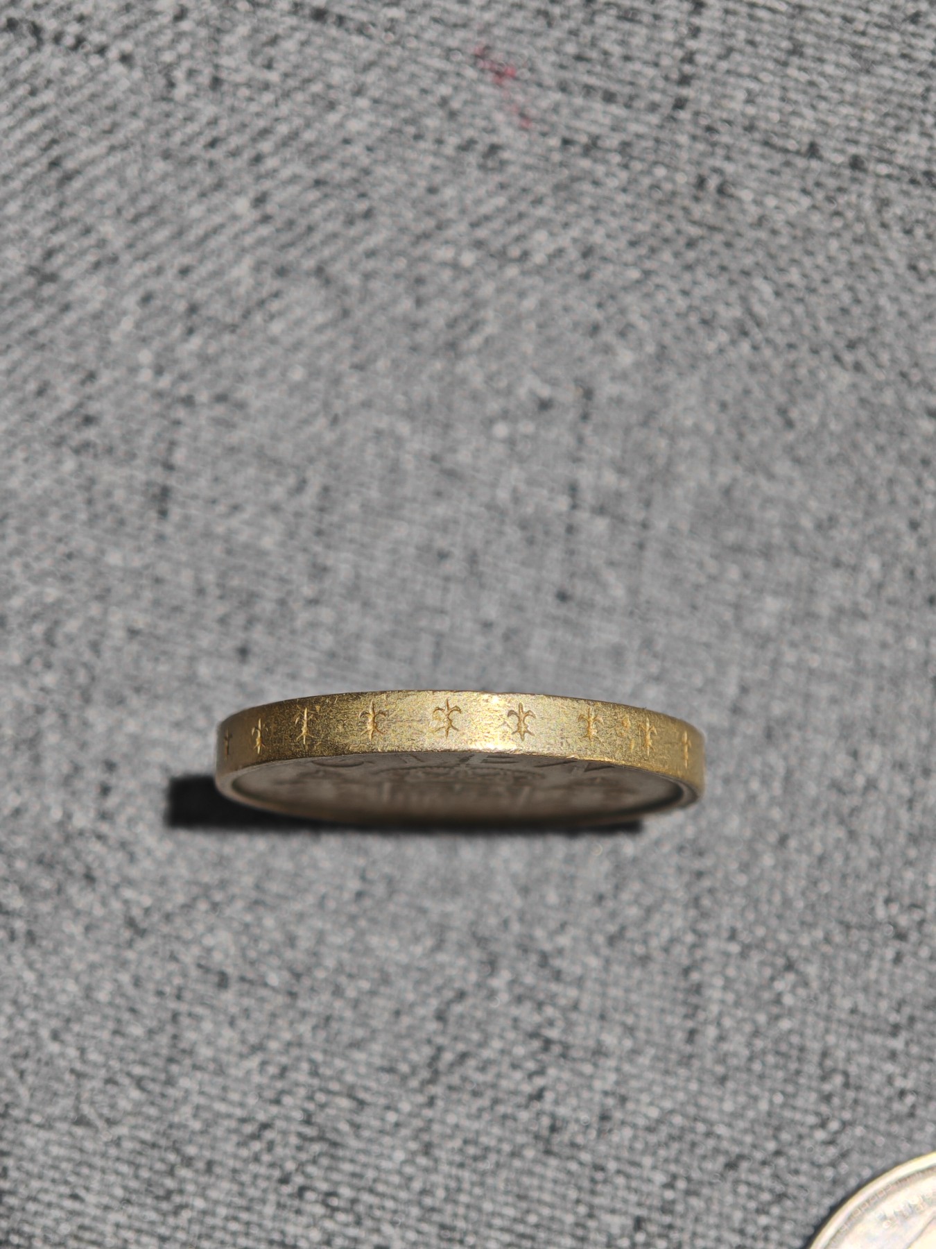 外国硬币收藏店第4期 西班牙1984年100比塞塔厚重铜币