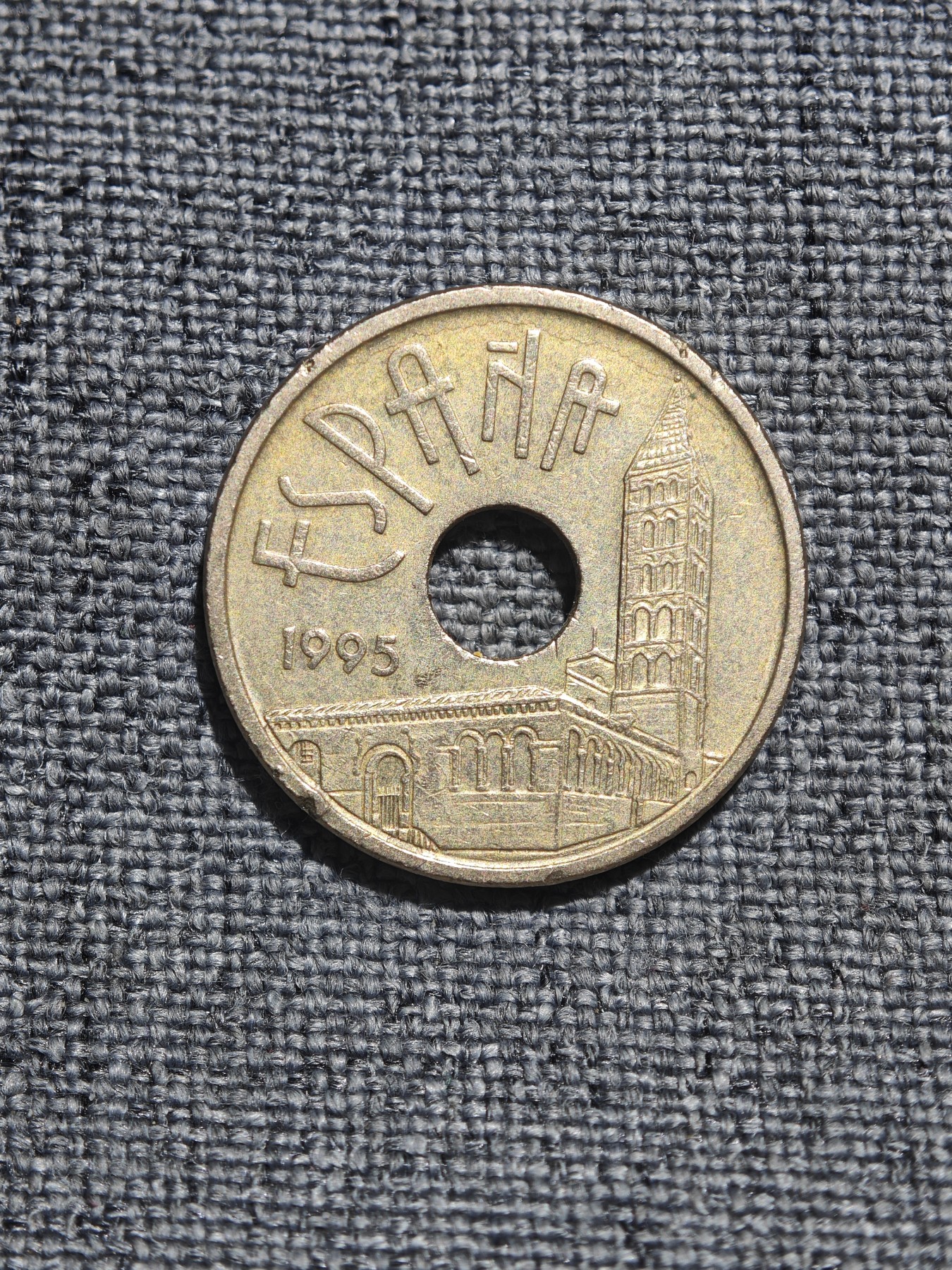 外国硬币收藏店第4期 西班牙1995年25比塞塔中孔纪念币