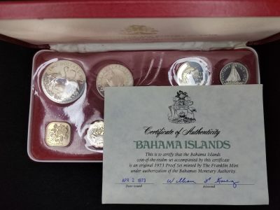 巴斯克收藏第205期 套币，卡册，原盒专场 12月26/27/28 号三场连拍 全场包邮 - 巴哈马 伊丽莎白二世 1973年精制套币 9枚其中含4枚银币