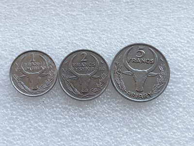 全场一元起拍 世界钱币散币、银币专场 第45期 马达加斯加不锈钢硬币3枚