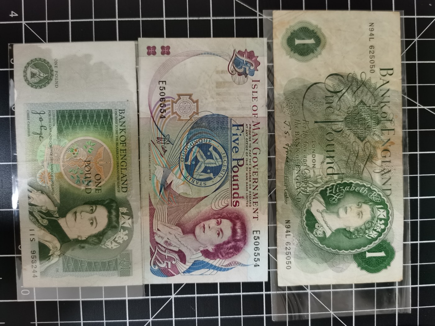 Inmortal auction 旧钞场（本期全旧品相） 女王3张，旧